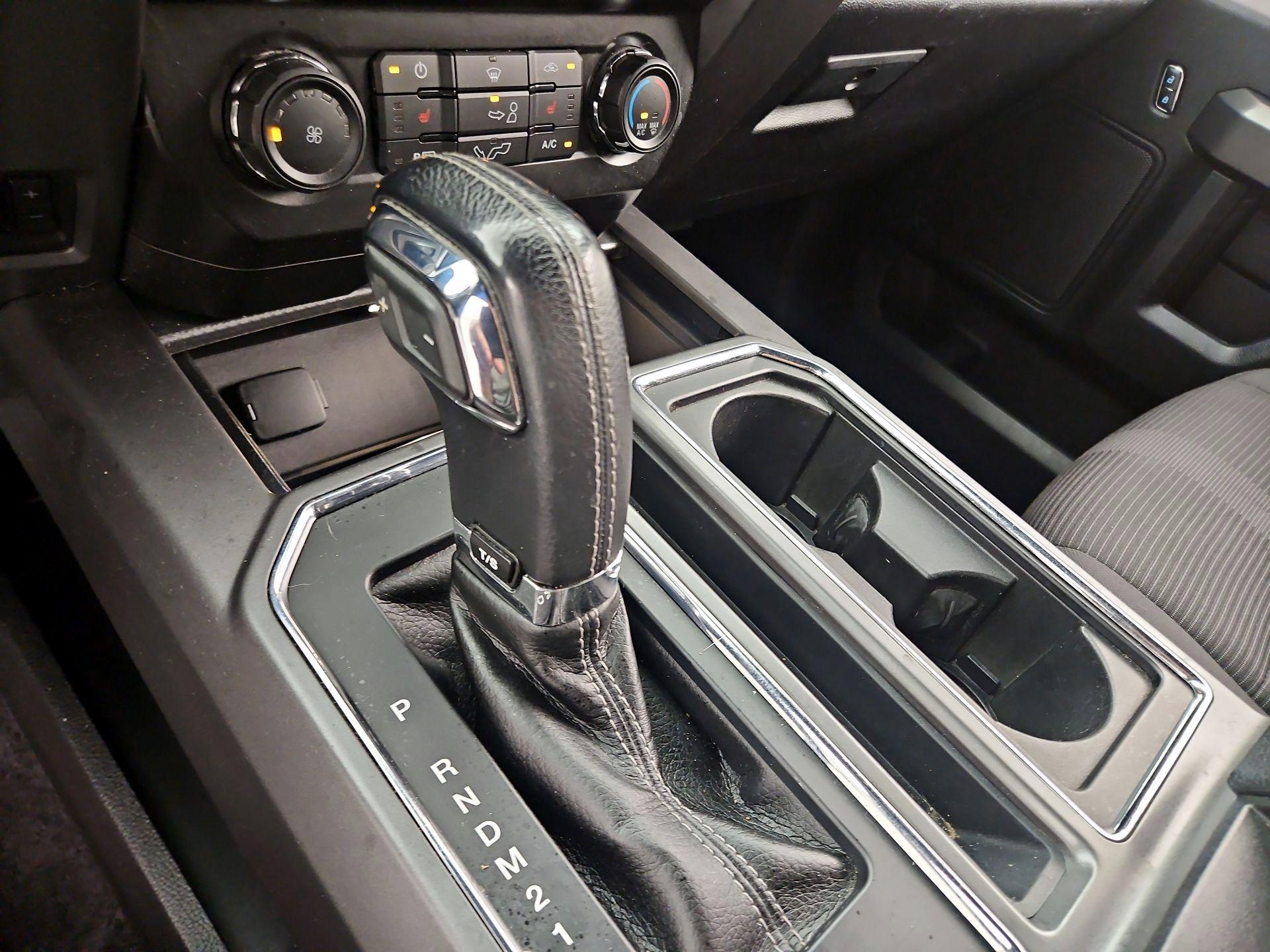 Thumbnail: 2015 Ford F-150 - 17