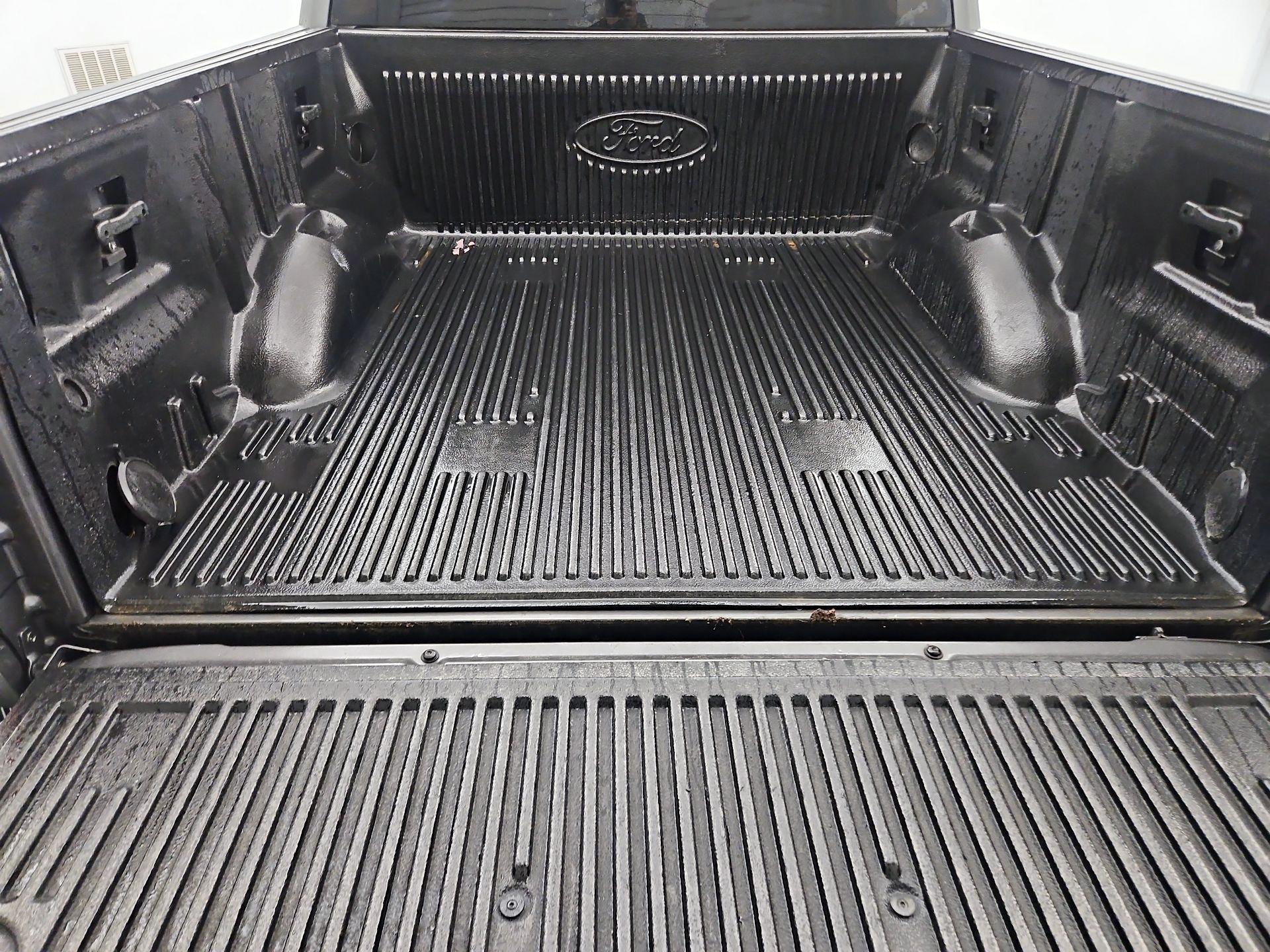 Thumbnail: 2015 Ford F-150 - 20