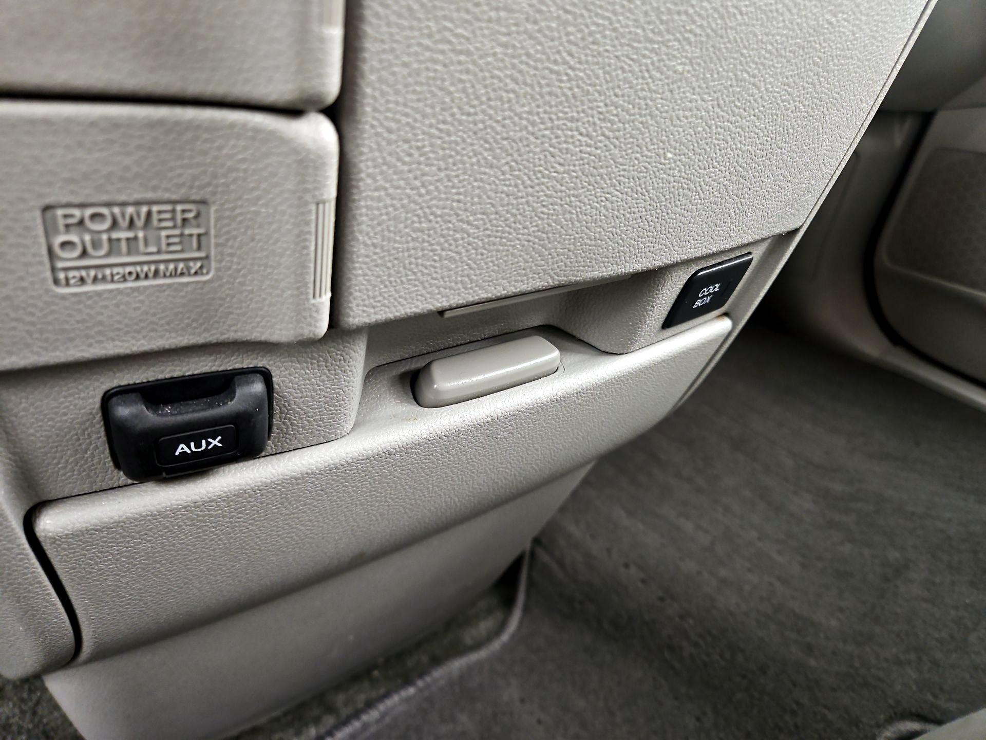 Thumbnail: 2016 Honda Odyssey - 18