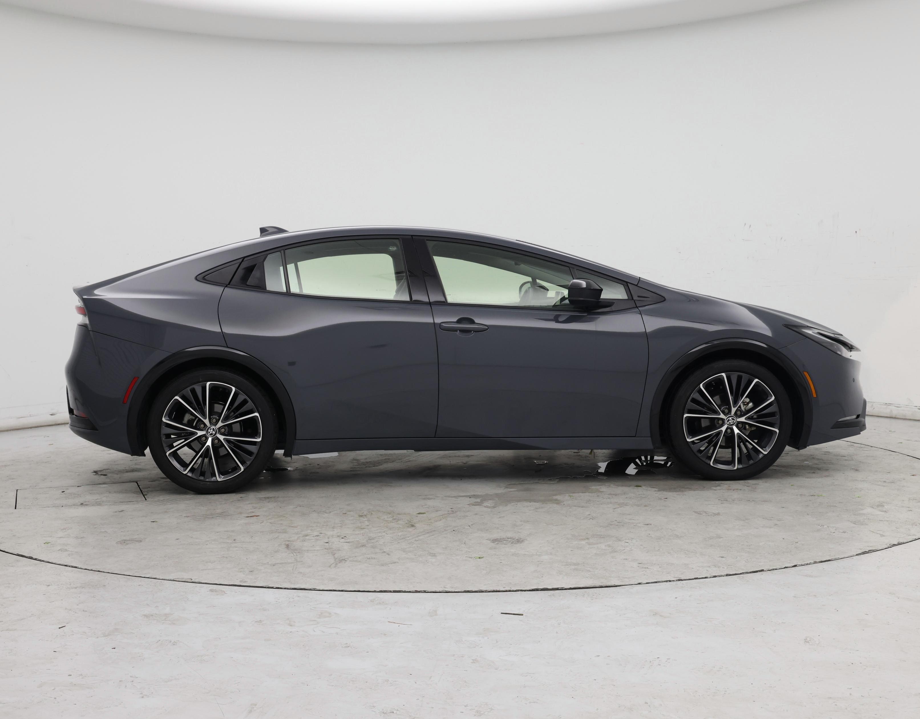 Thumbnail: 2024 Toyota Prius - 7