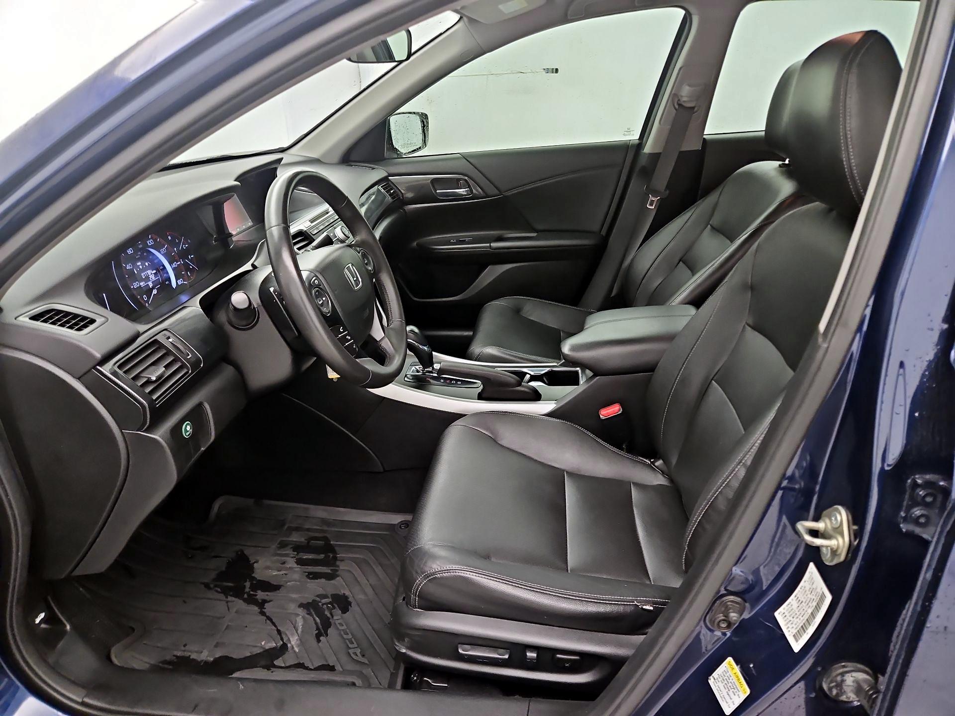 Thumbnail: 2015 Honda Accord - 11