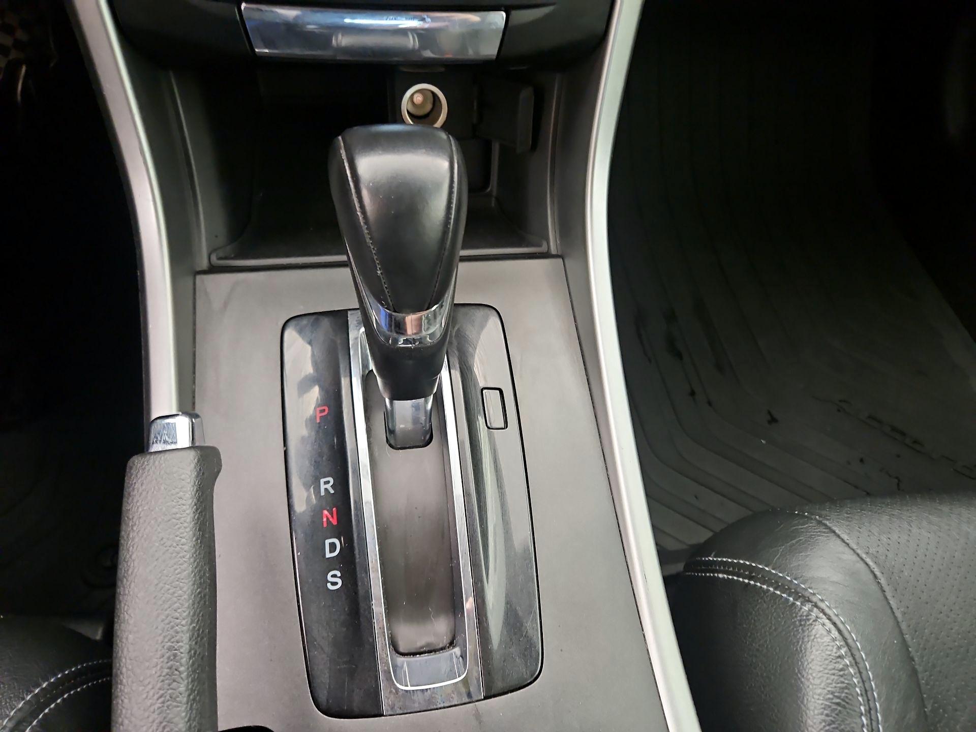 Thumbnail: 2015 Honda Accord - 17