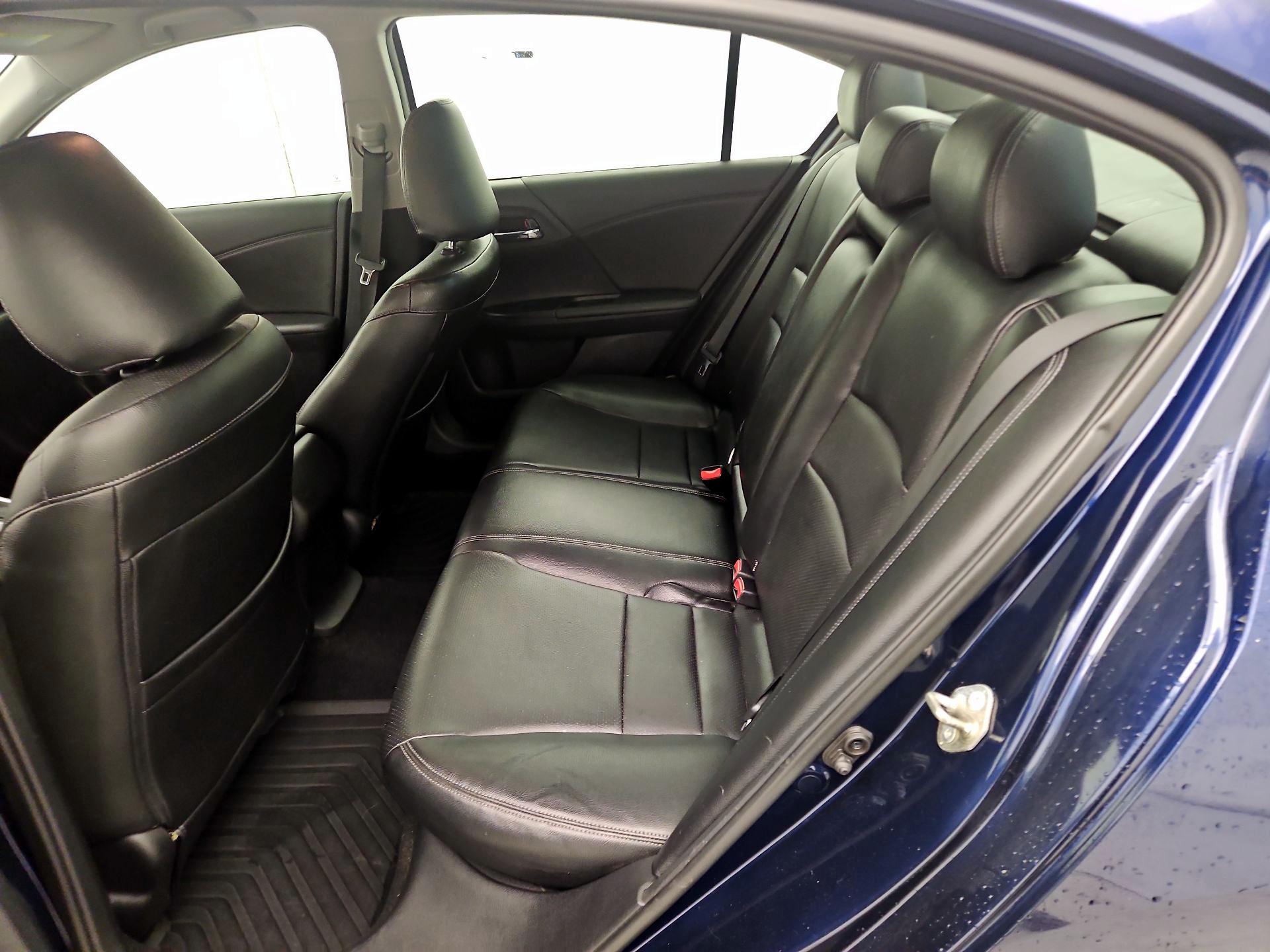 Thumbnail: 2015 Honda Accord - 19