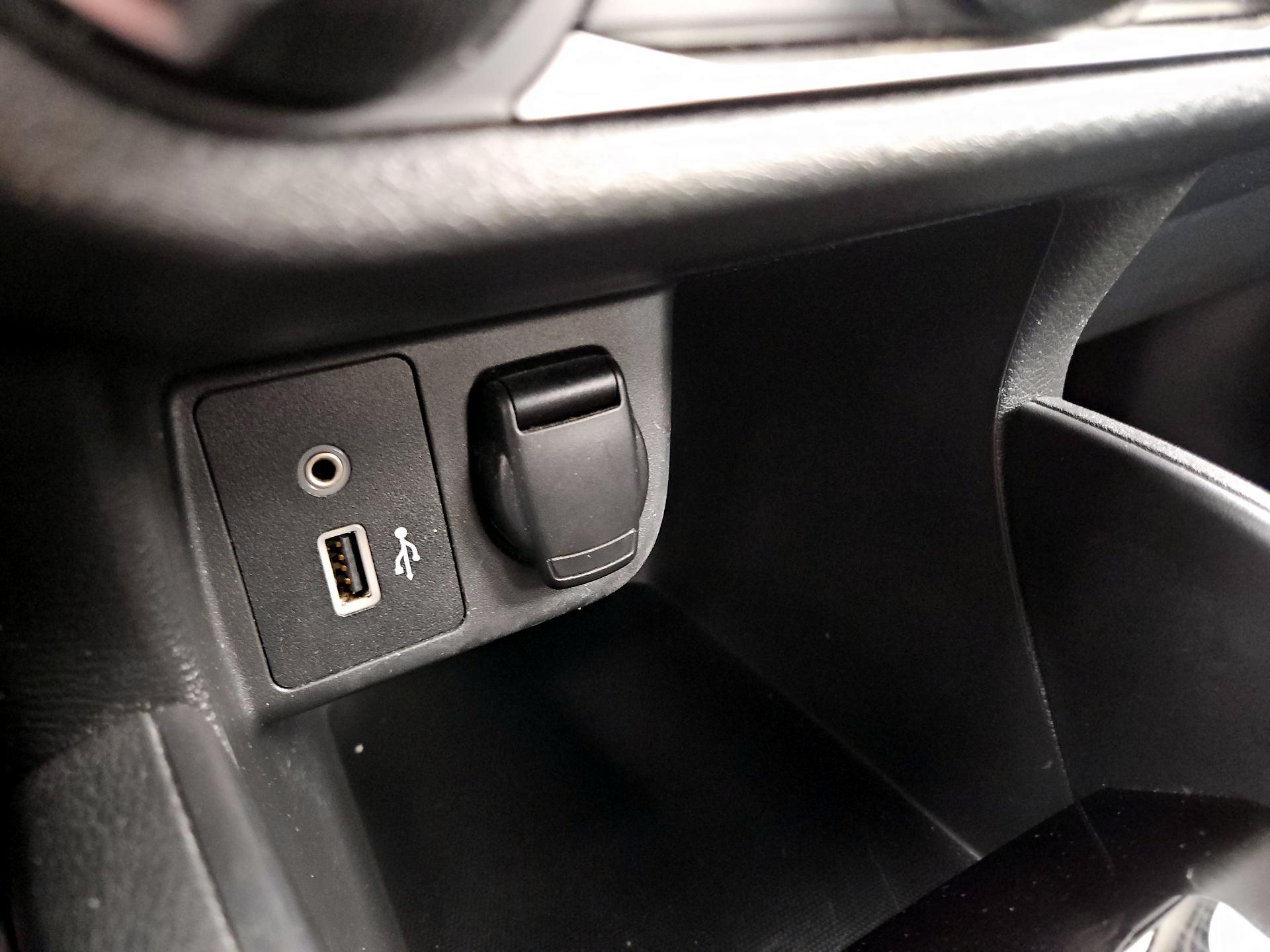 Thumbnail: 2020 Nissan Versa - 18