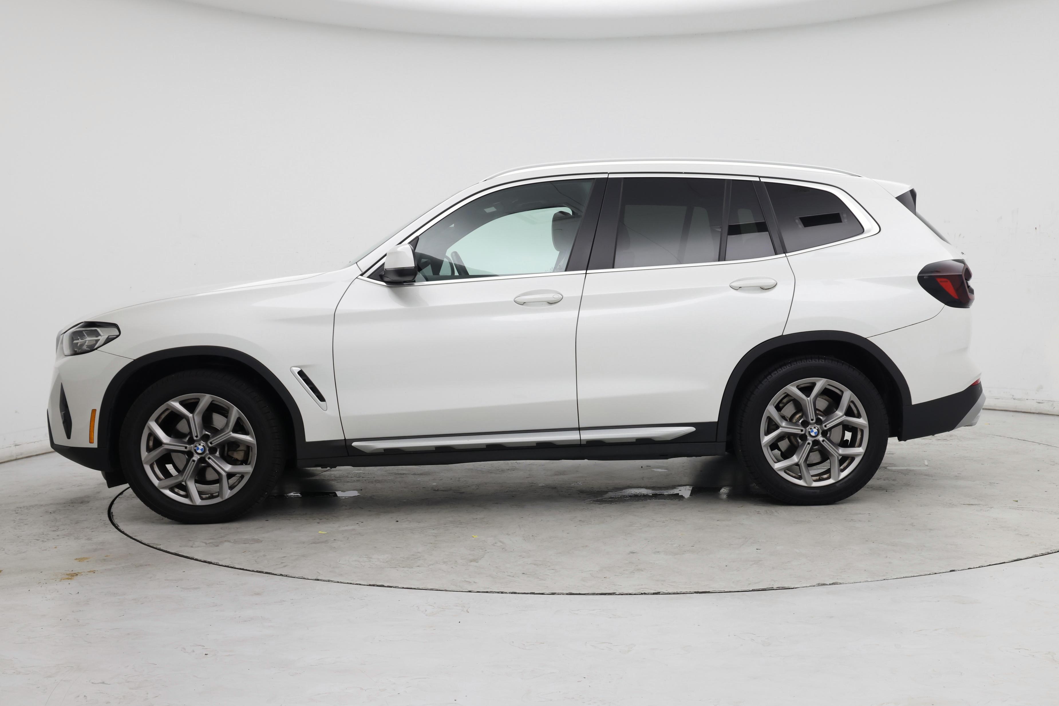 Thumbnail: 2022 BMW X3 - 3