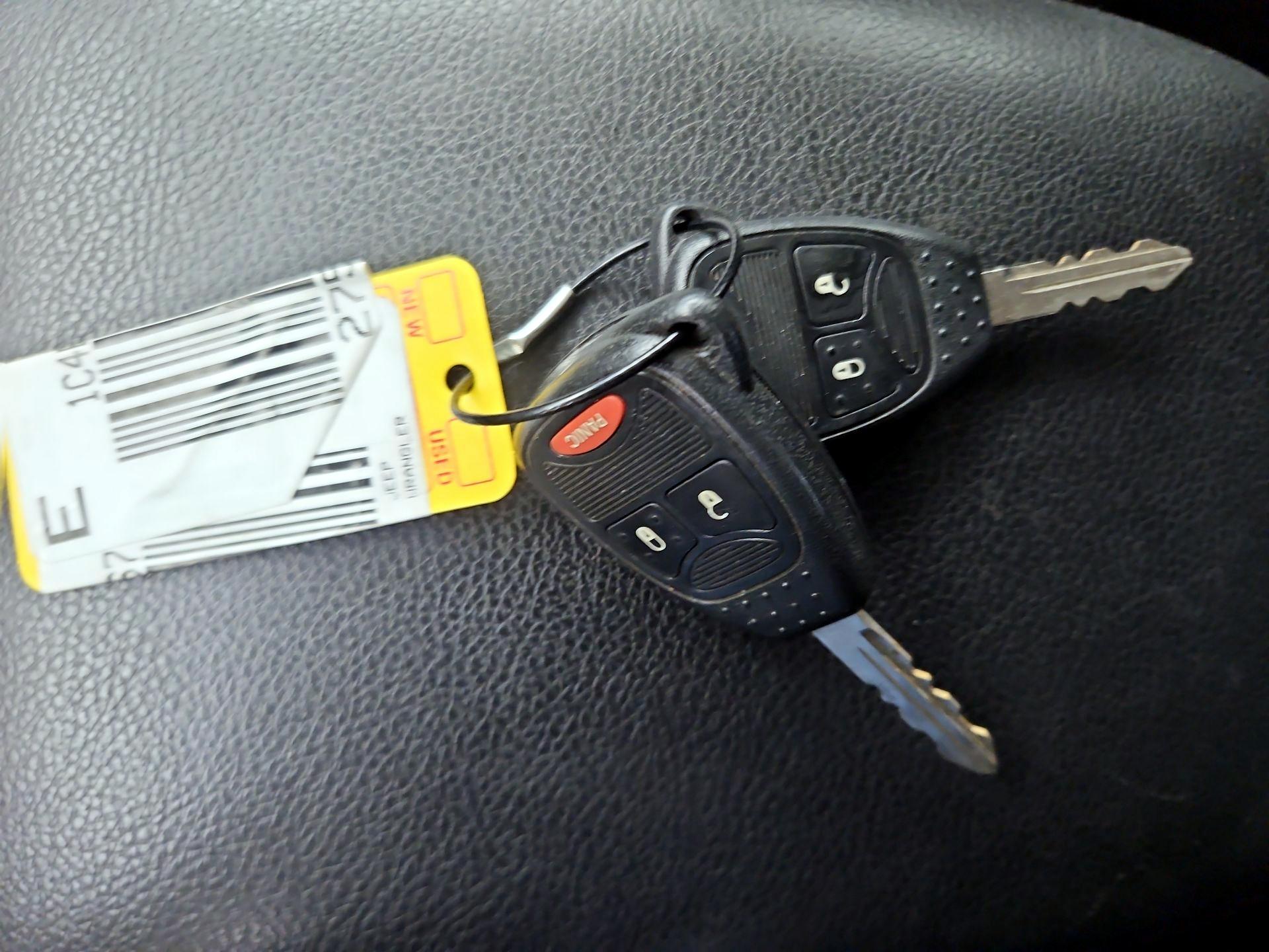 Thumbnail: 2013 Jeep Wrangler - 20