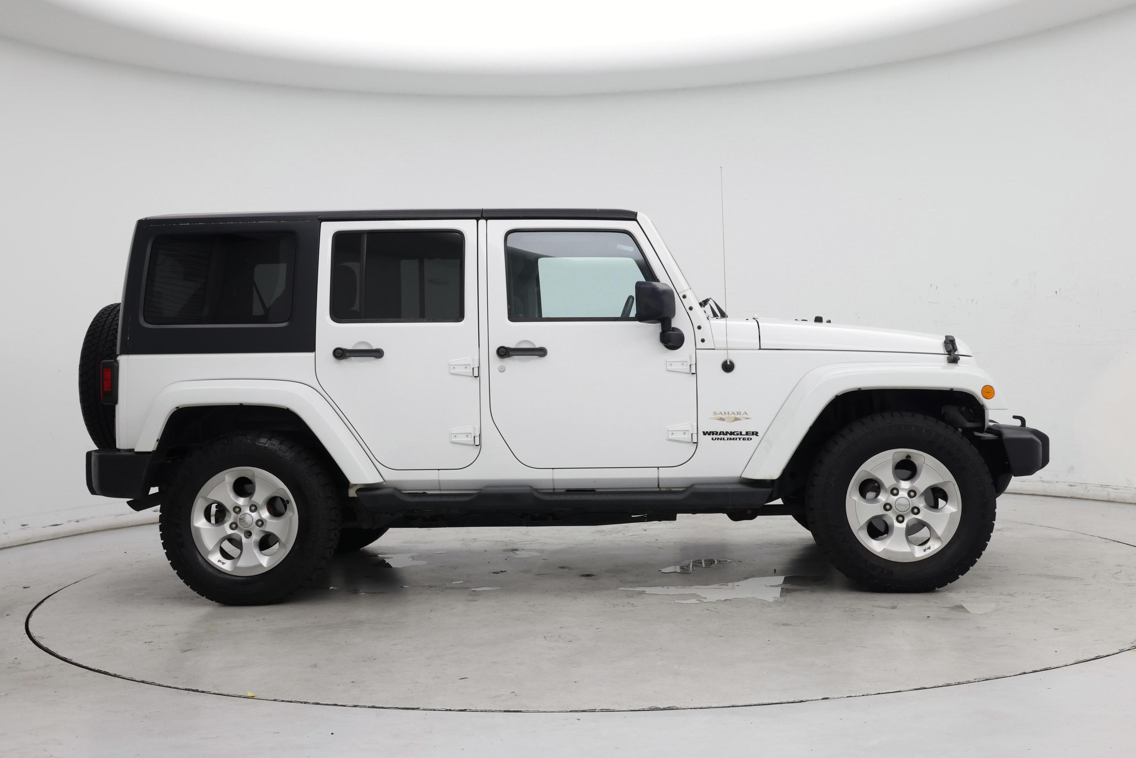 Thumbnail: 2013 Jeep Wrangler - 7
