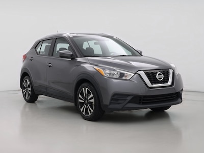 Gray 2019 Nissan Kicks SV