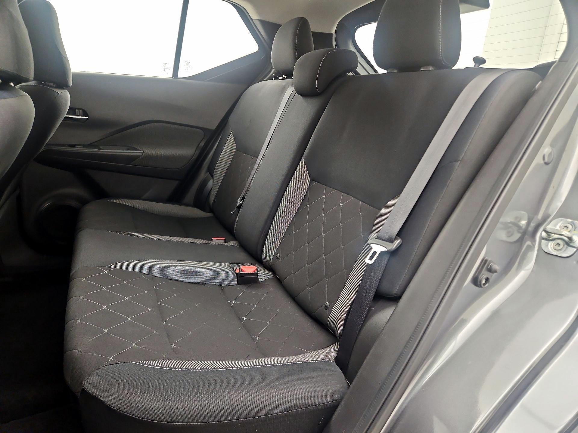 Thumbnail: 2019 Nissan Kicks - 18