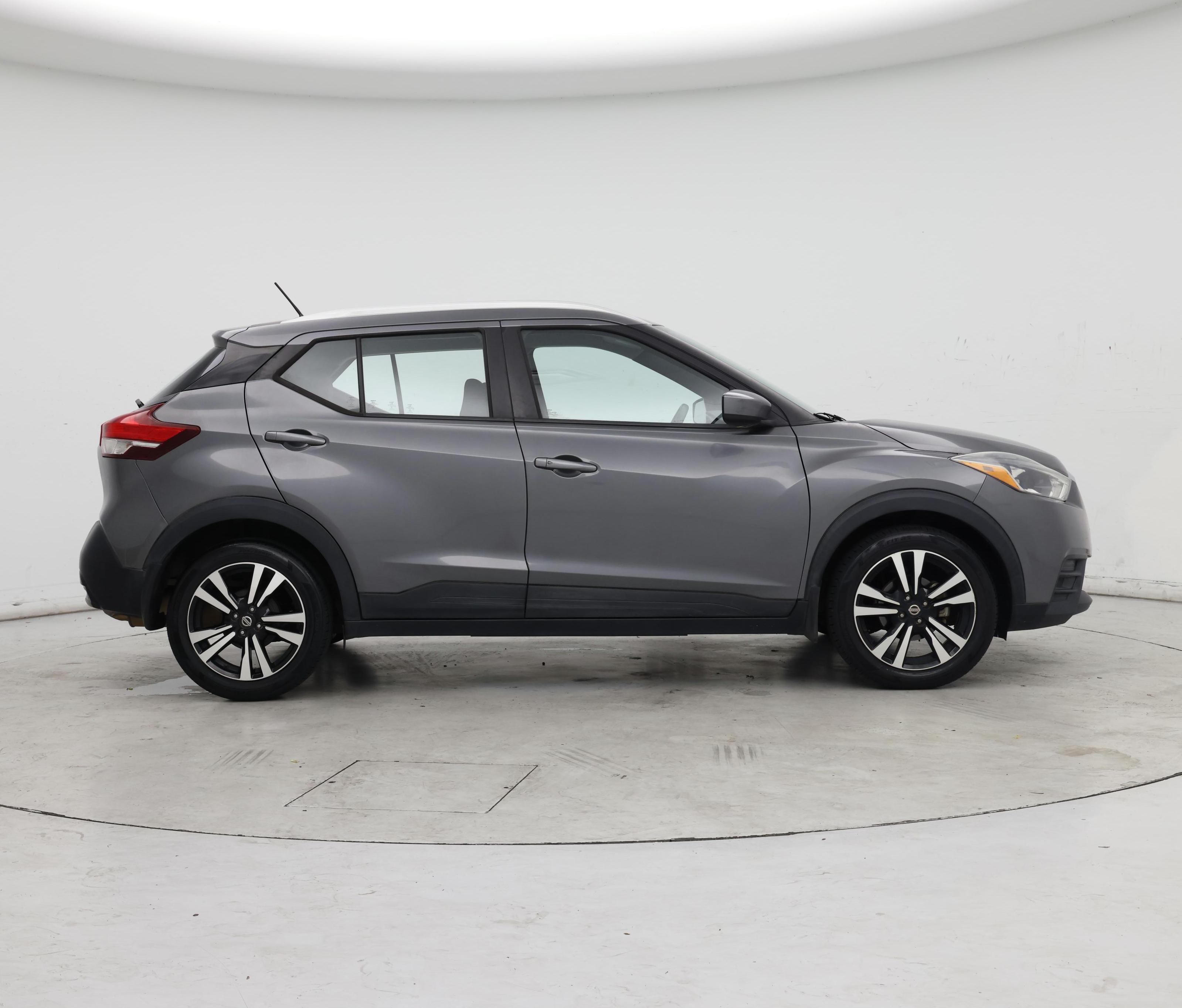 Thumbnail: 2019 Nissan Kicks - 7