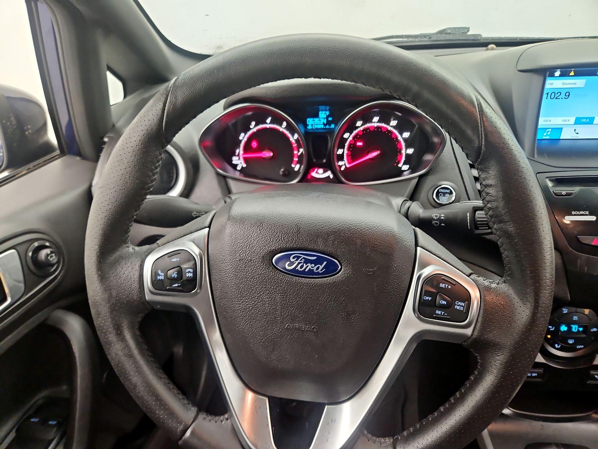Thumbnail: 2016 Ford Fiesta - 10