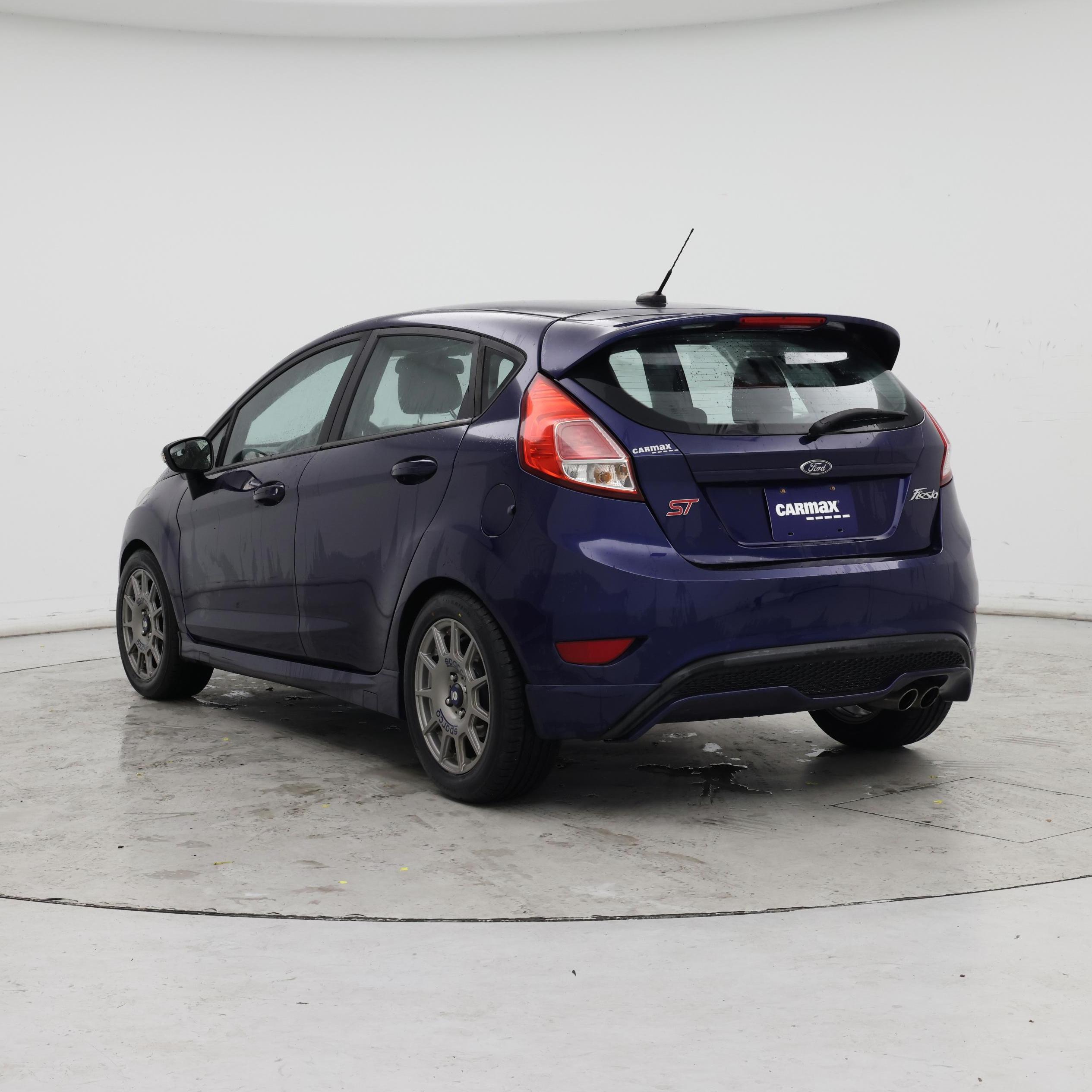 Thumbnail: 2016 Ford Fiesta - 2