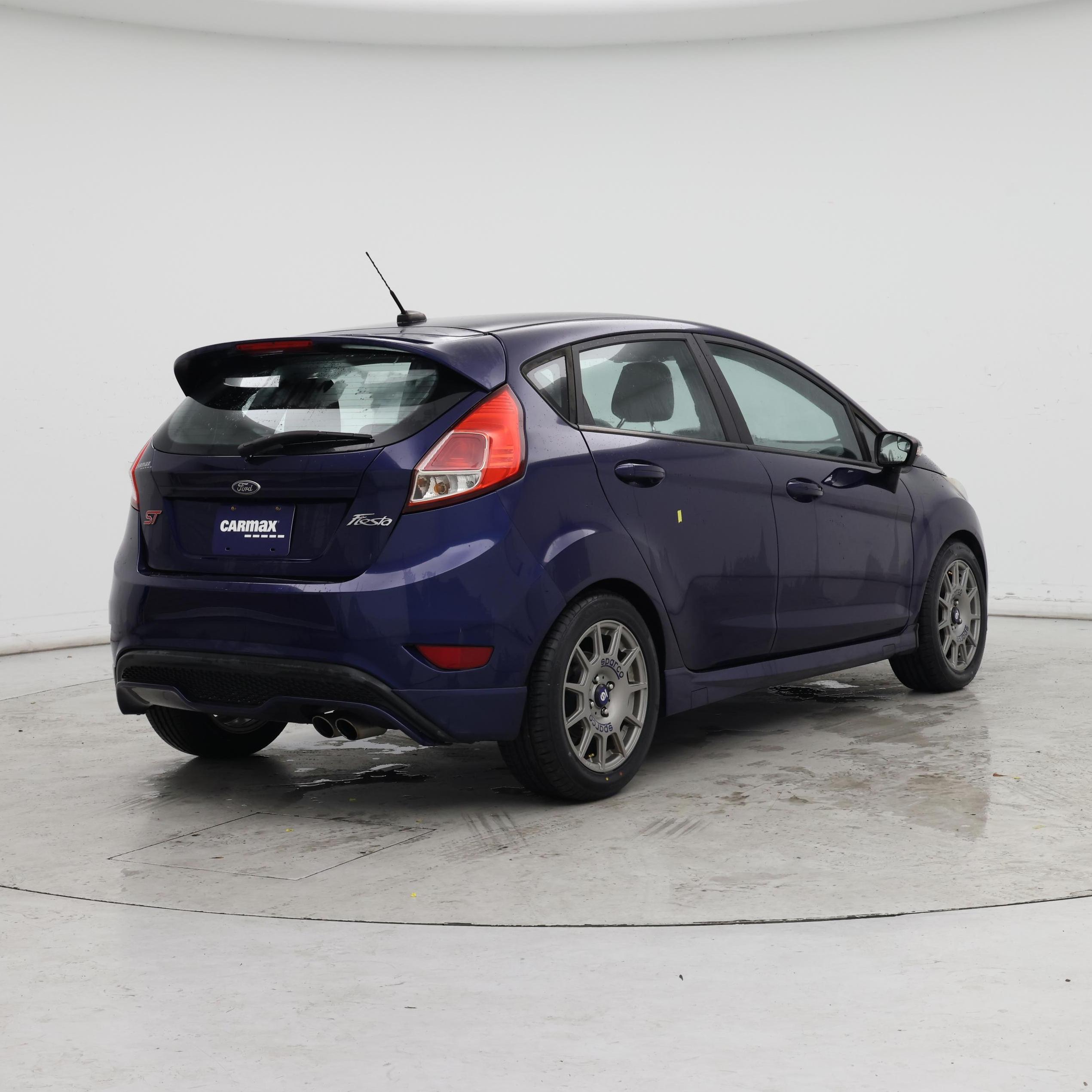 Thumbnail: 2016 Ford Fiesta - 8