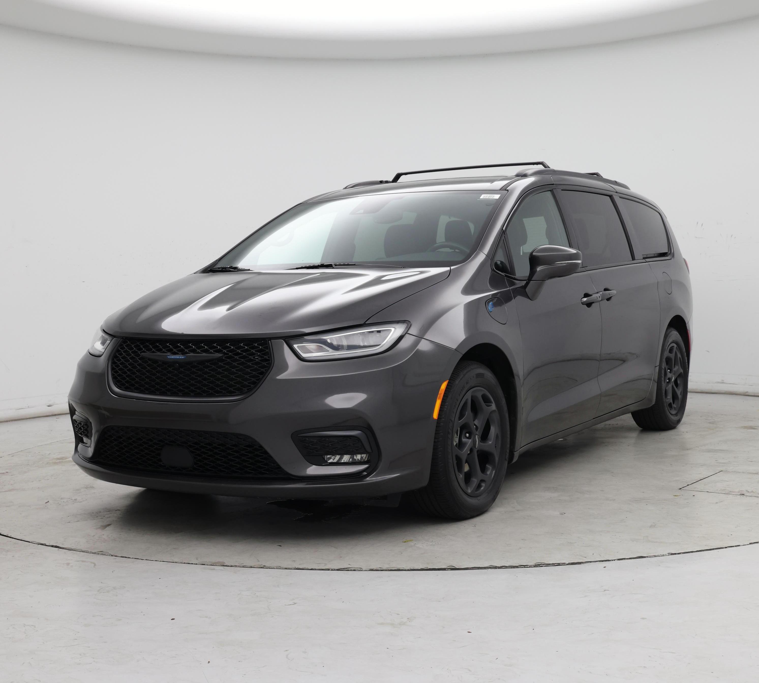 Thumbnail: 2021 Chrysler Pacifica - 4