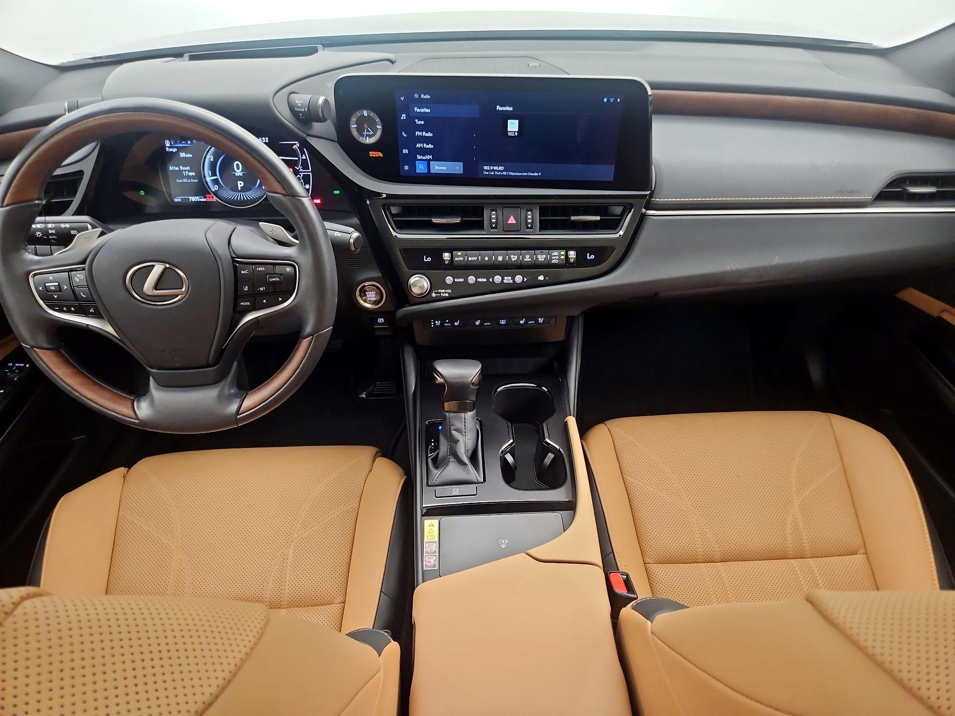 Thumbnail: 2023 Lexus ES - 9