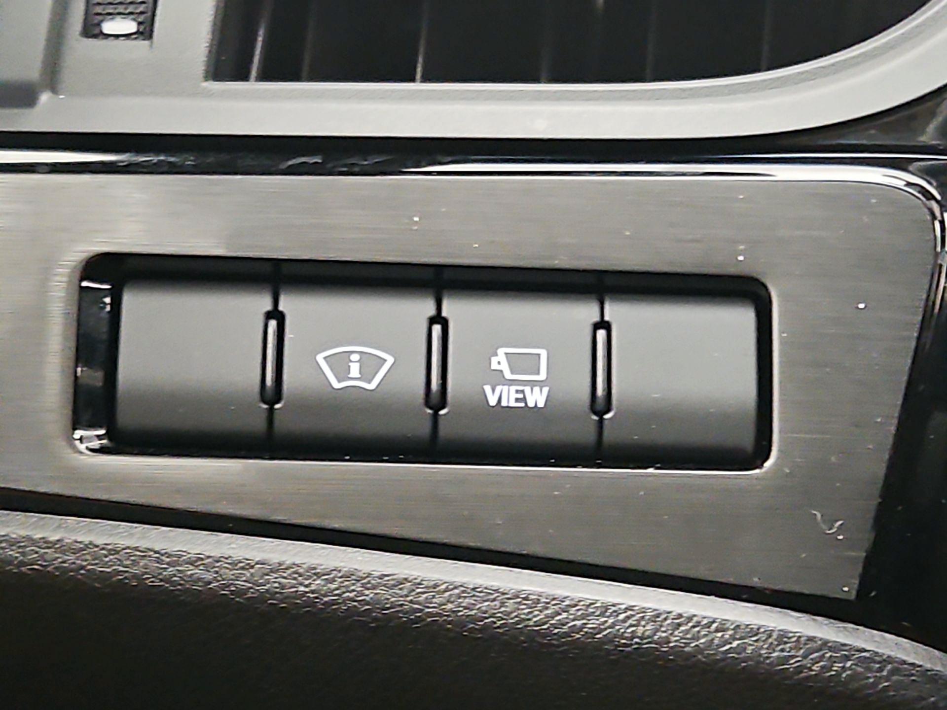 Thumbnail: 2023 Lexus ES - 13