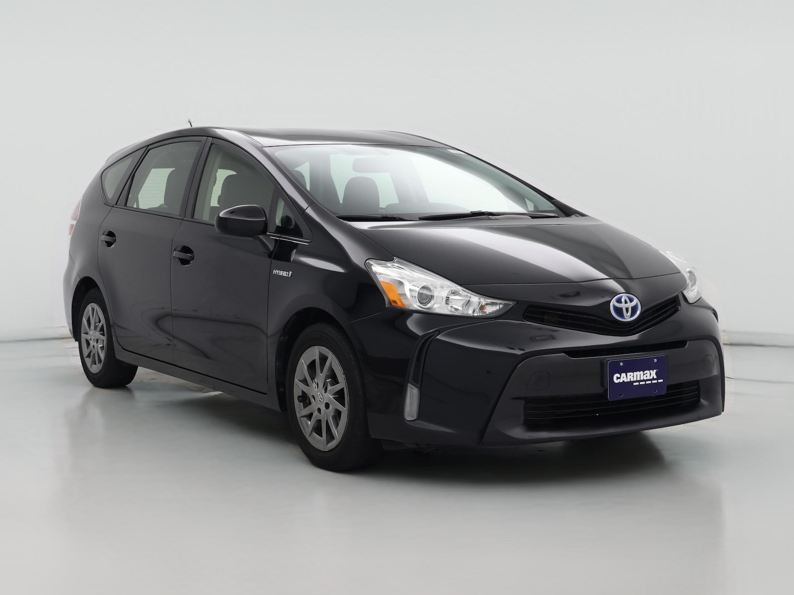 2017 Toyota Prius v Five