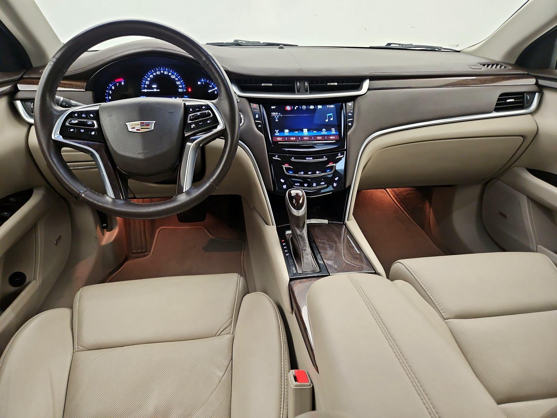 Thumbnail: 2016 Cadillac XTS - 9