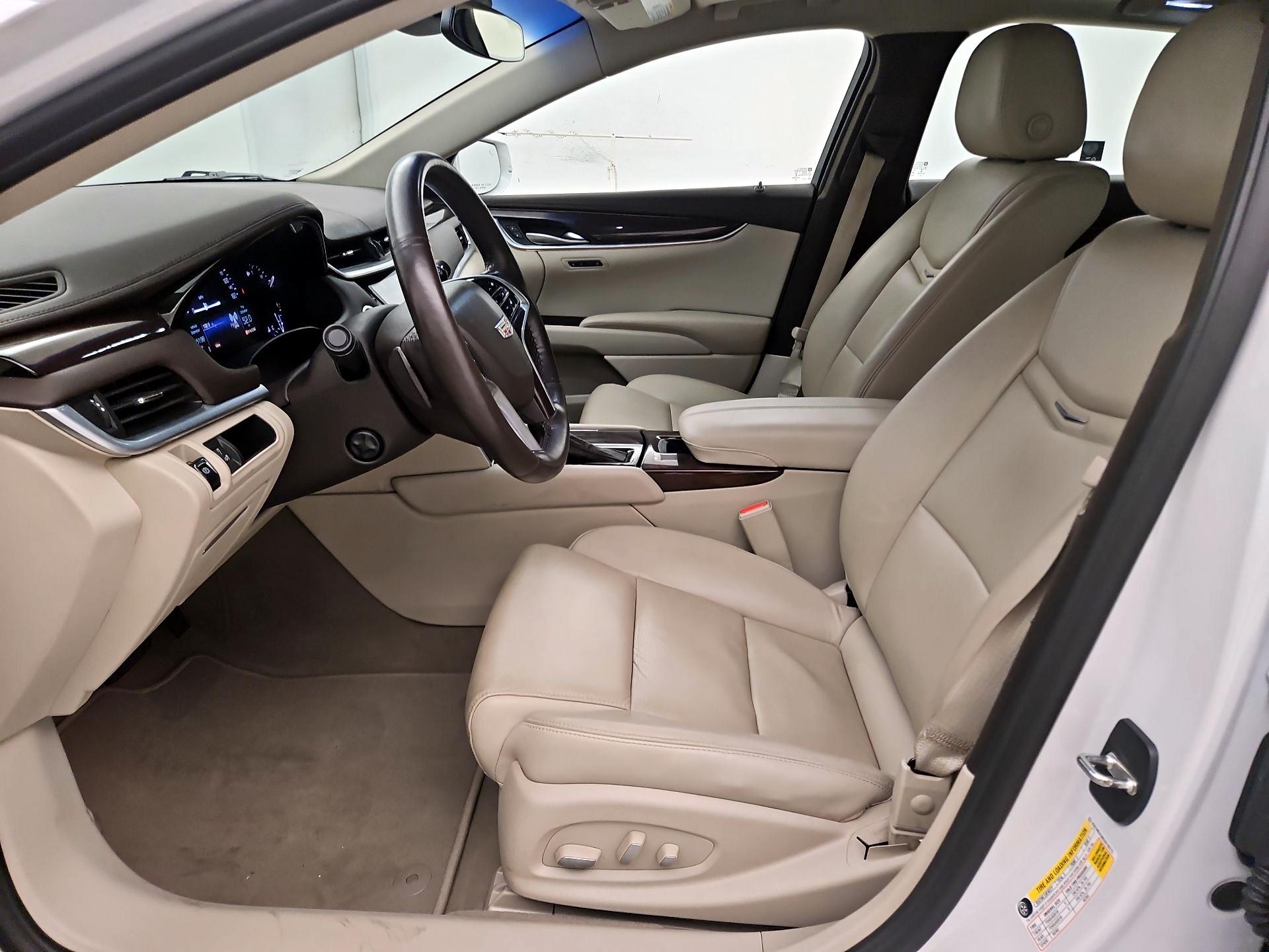 Thumbnail: 2016 Cadillac XTS - 11