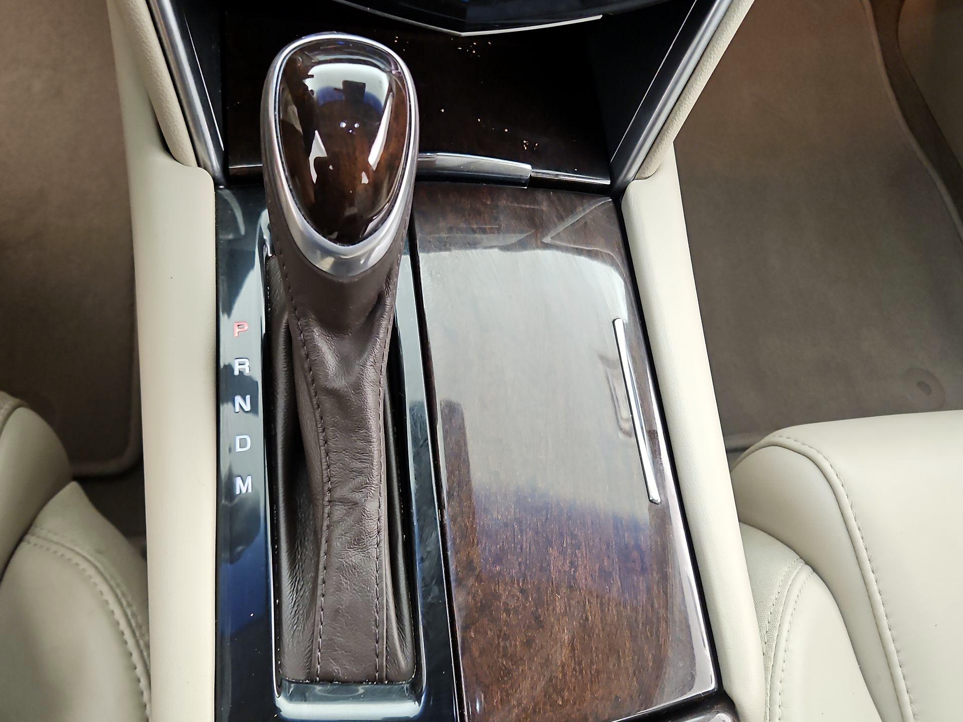 Thumbnail: 2016 Cadillac XTS - 17