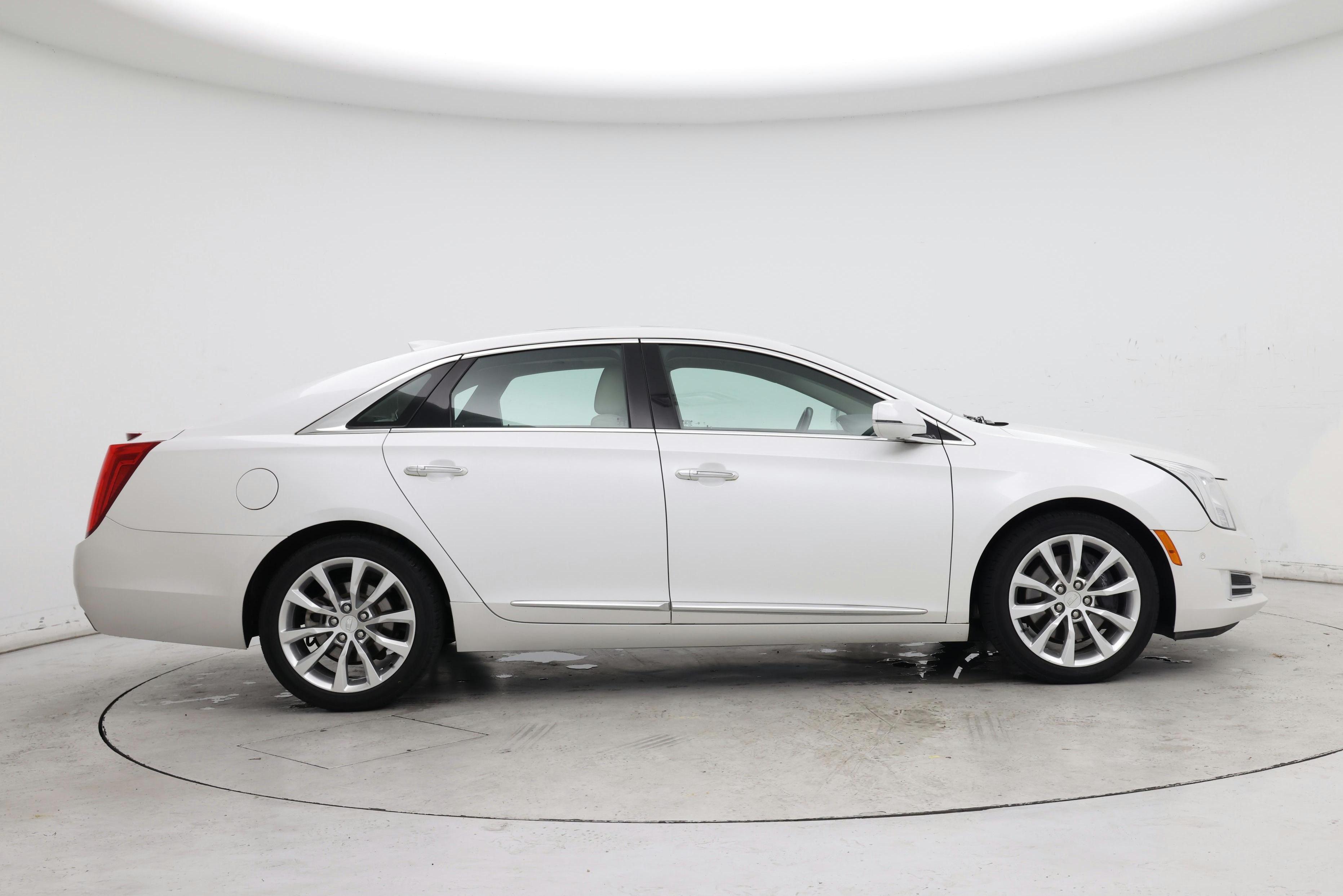 Thumbnail: 2016 Cadillac XTS - 7
