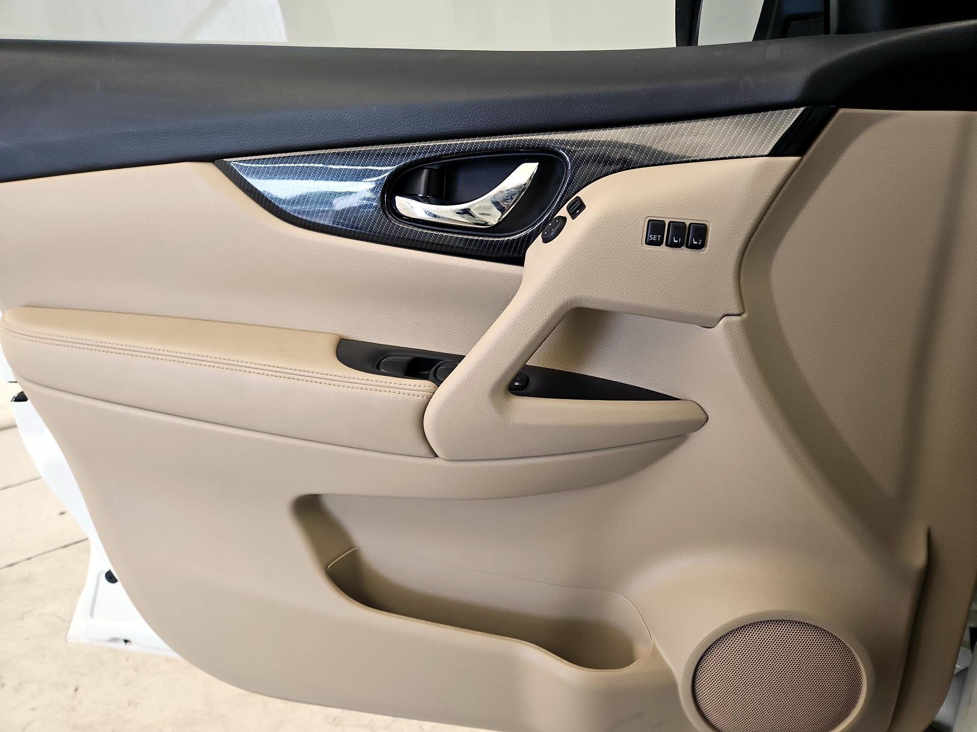 Thumbnail: 2020 Nissan Rogue - 12