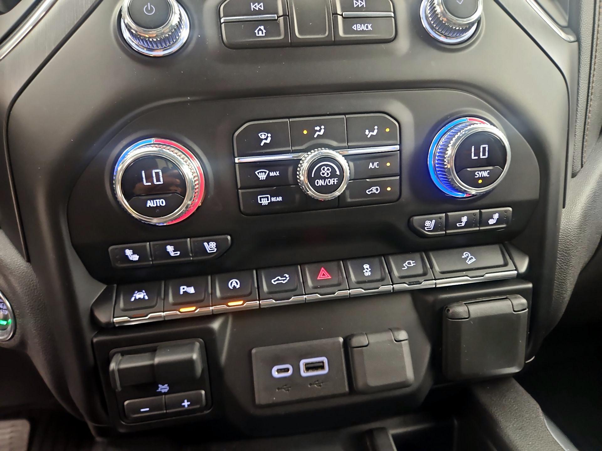 Thumbnail: 2020 GMC Sierra 1500 - 16