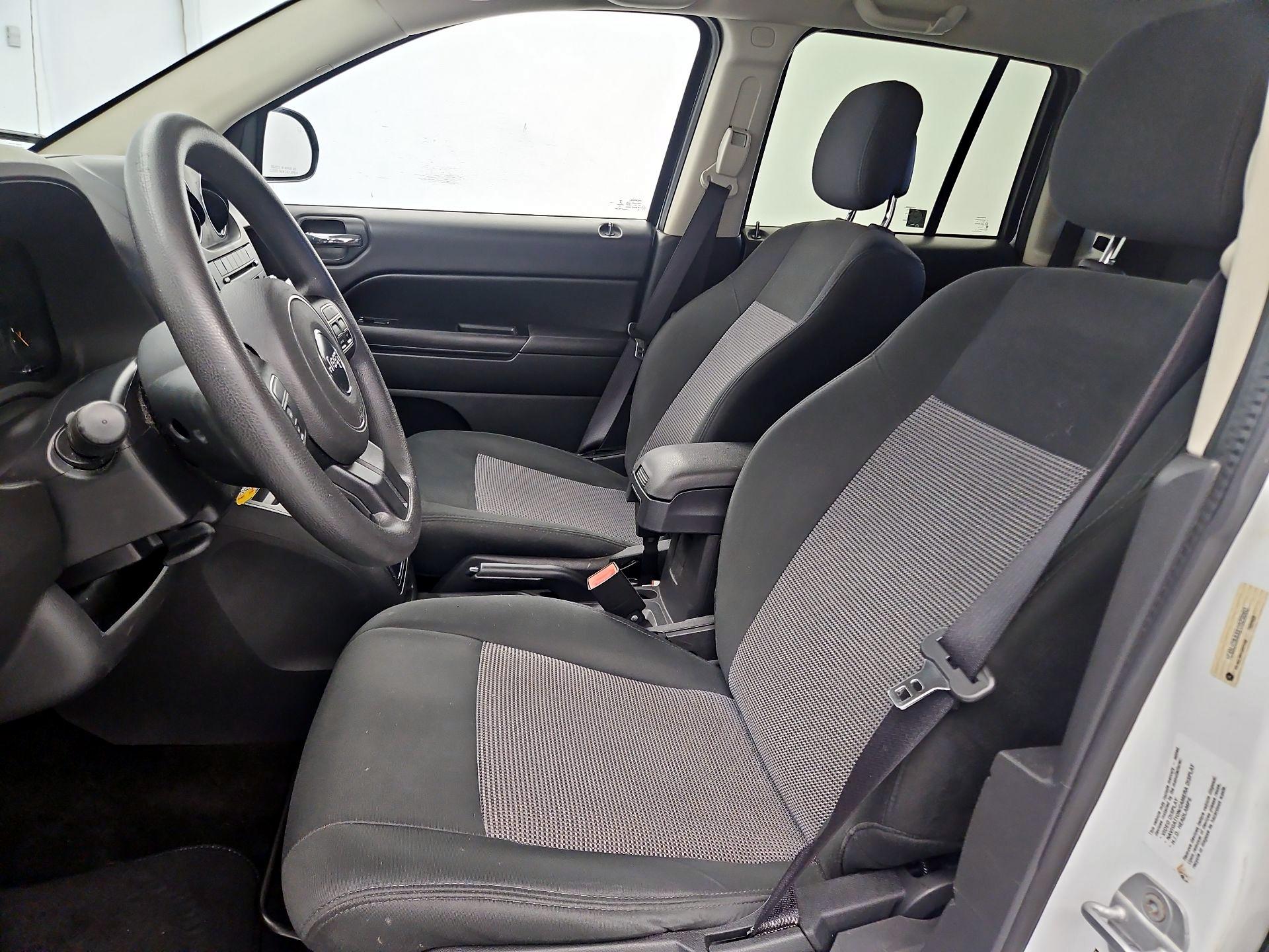 Thumbnail: 2014 Jeep Compass - 11