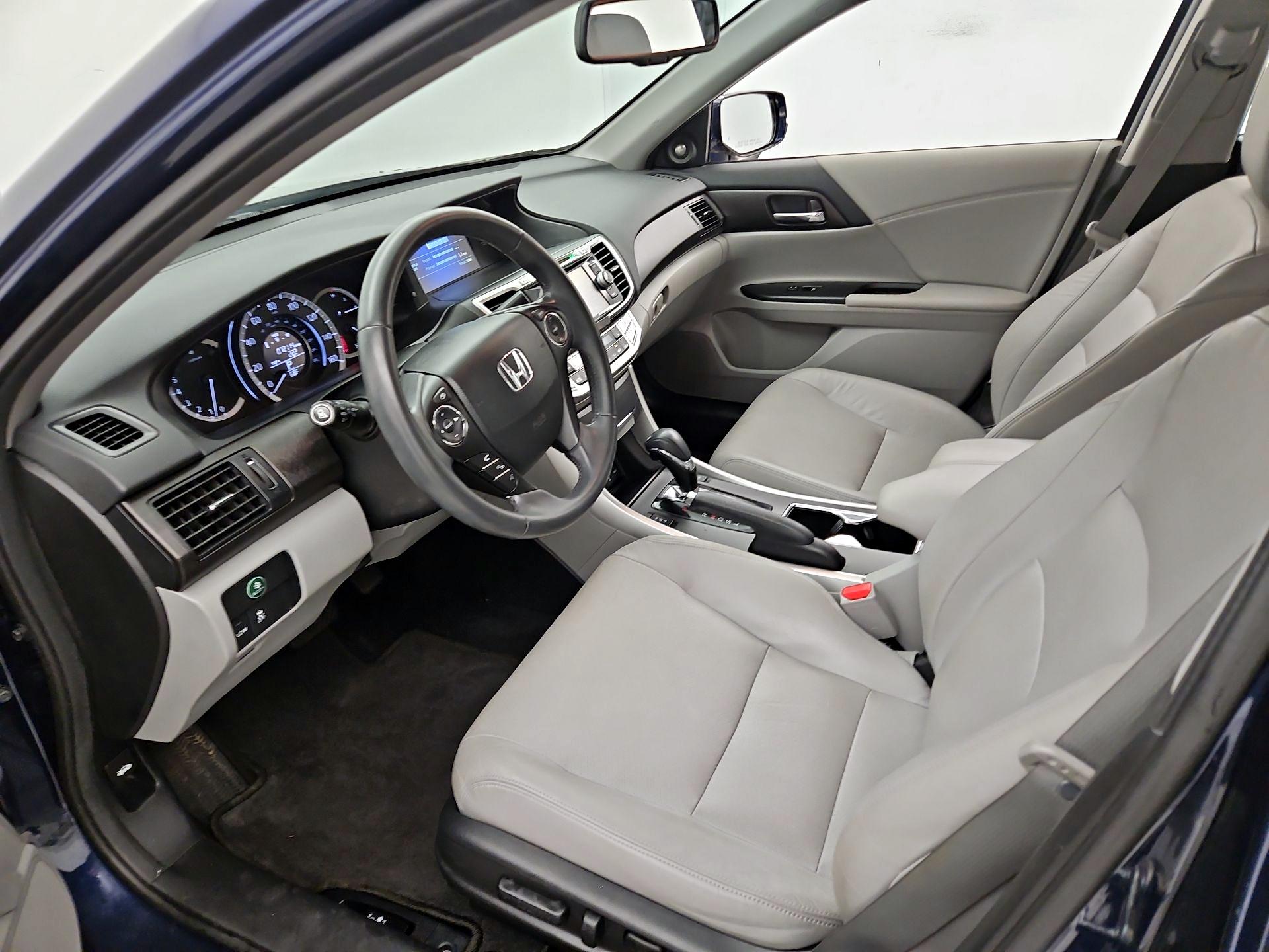 Thumbnail: 2015 Honda Accord - 11