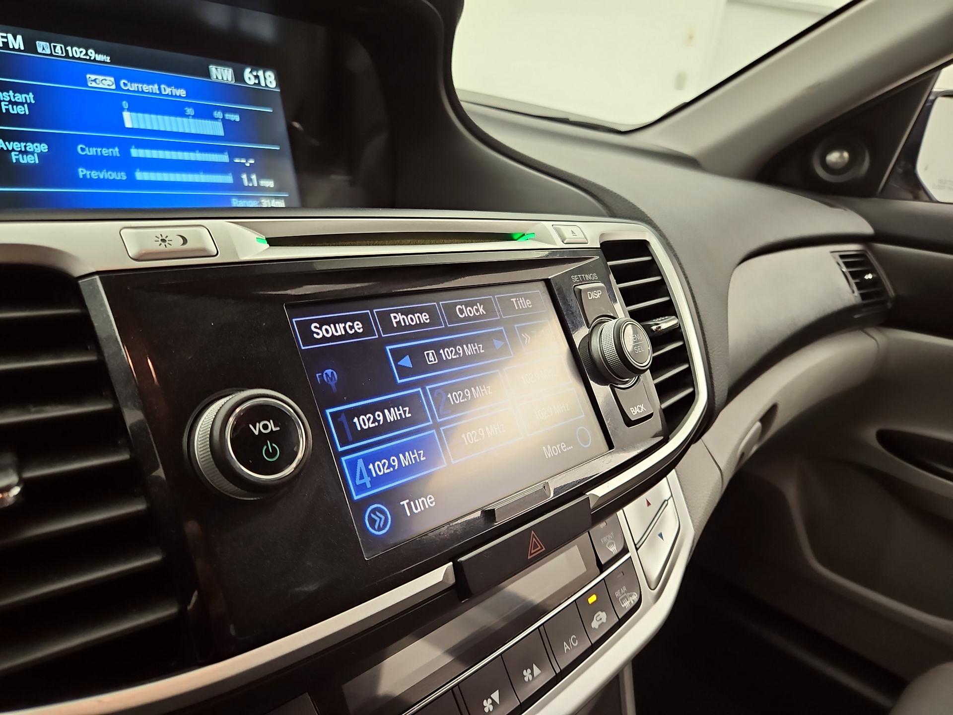 Thumbnail: 2015 Honda Accord - 15