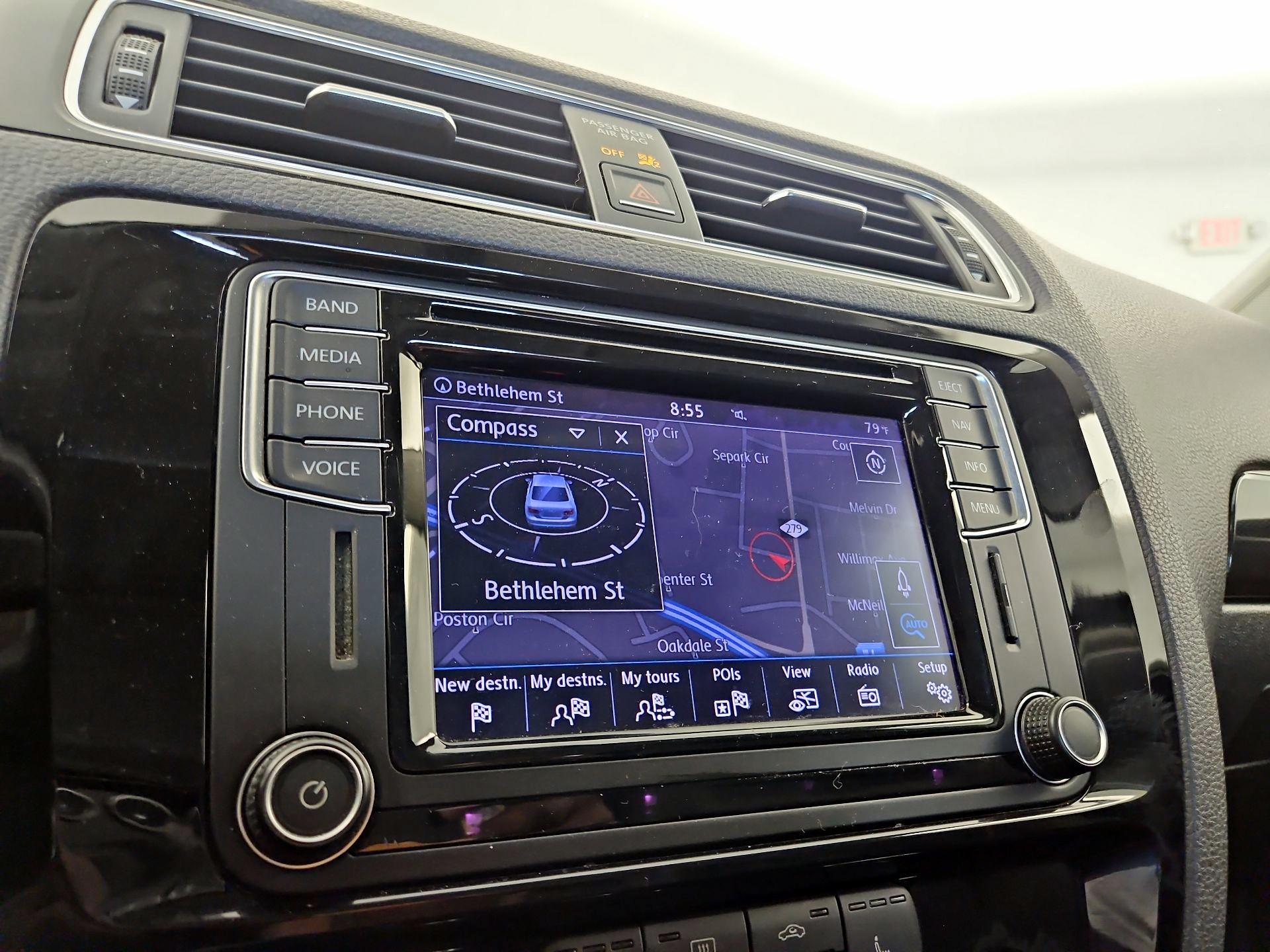 Thumbnail: 2016 Volkswagen Jetta - 14
