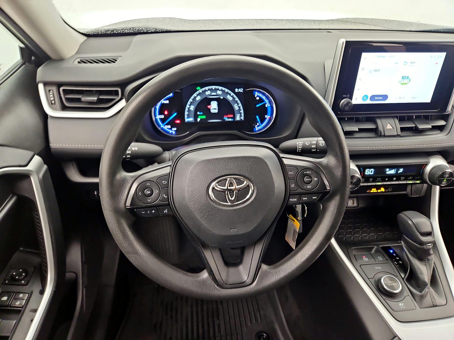 Thumbnail: 2024 Toyota RAV4 - 10