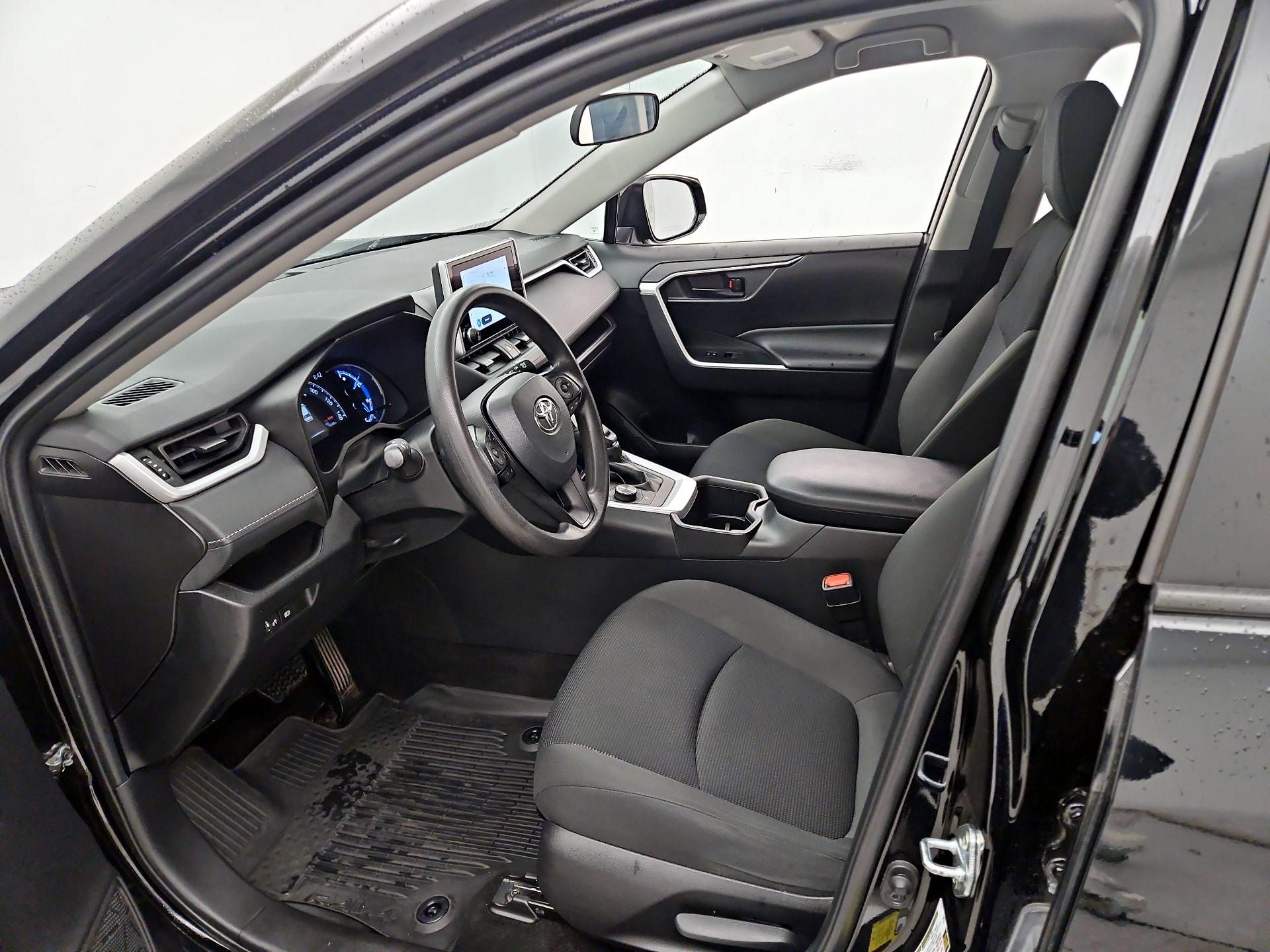 Thumbnail: 2024 Toyota RAV4 - 11
