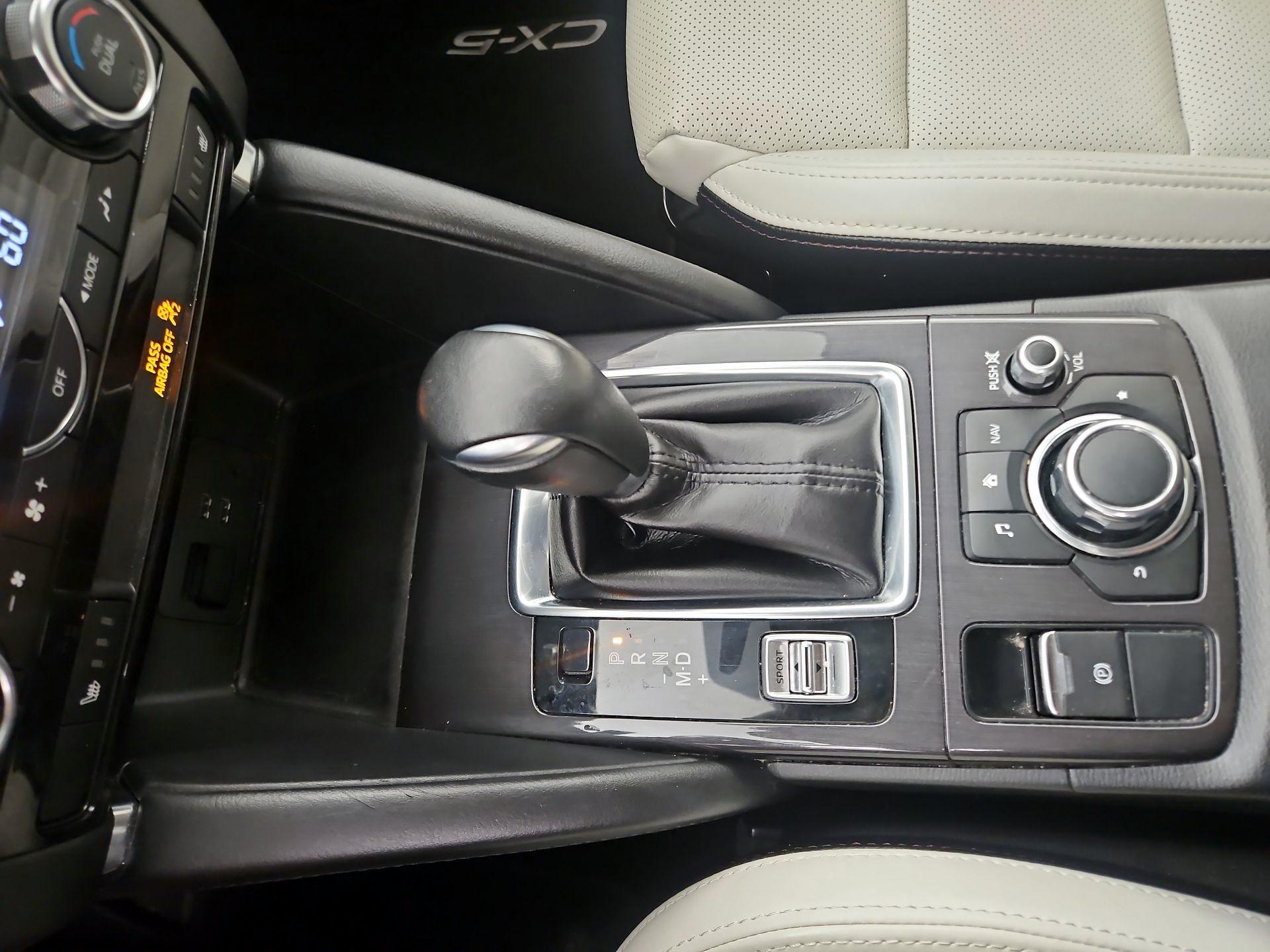 Thumbnail: 2016 Mazda CX-5 - 18