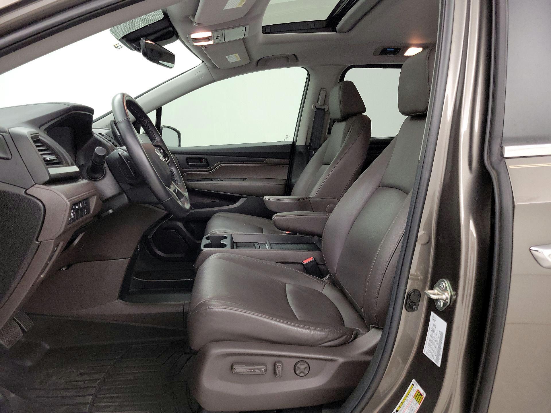 Thumbnail: 2020 Honda Odyssey - 11