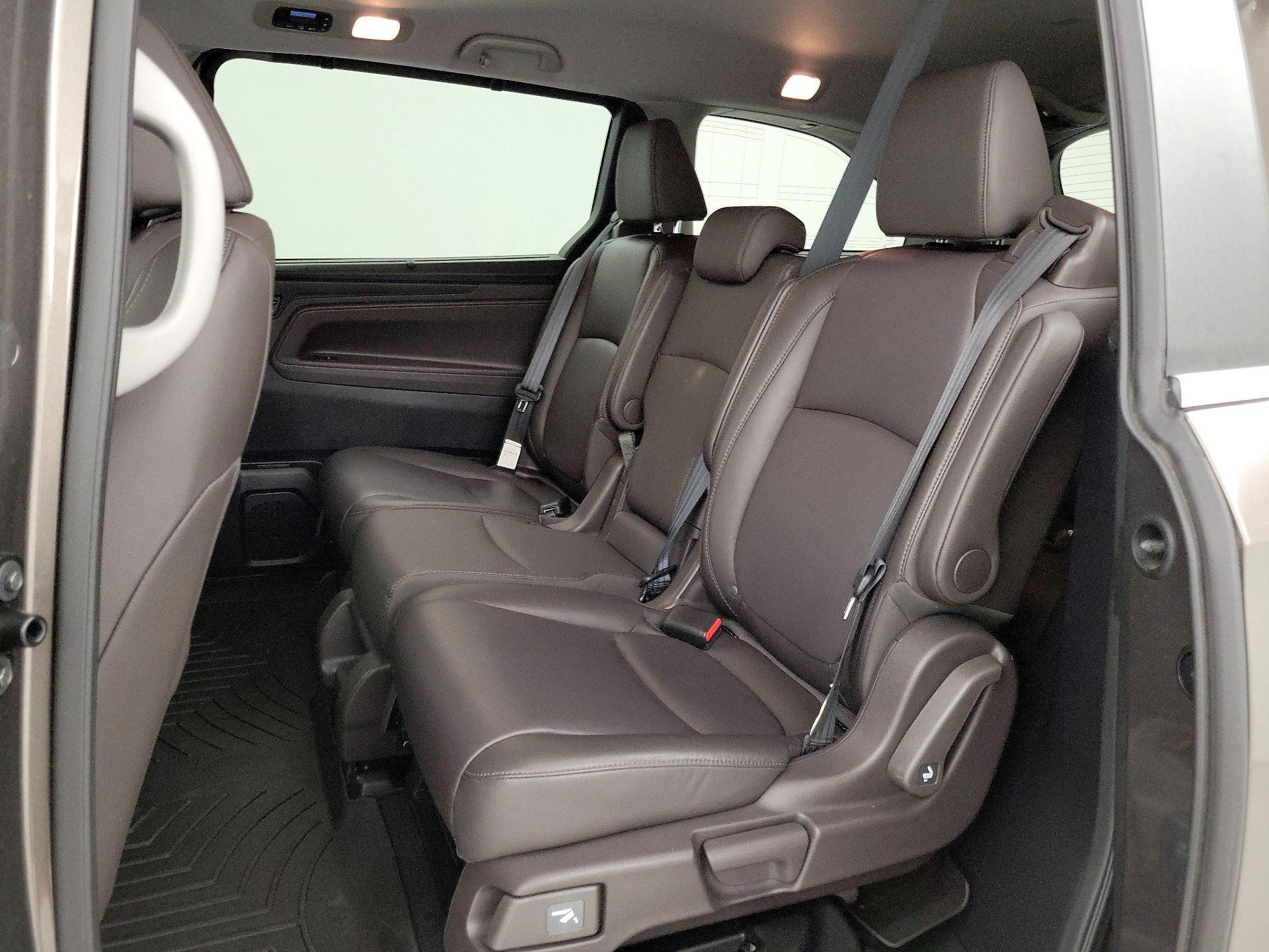 Thumbnail: 2020 Honda Odyssey - 20