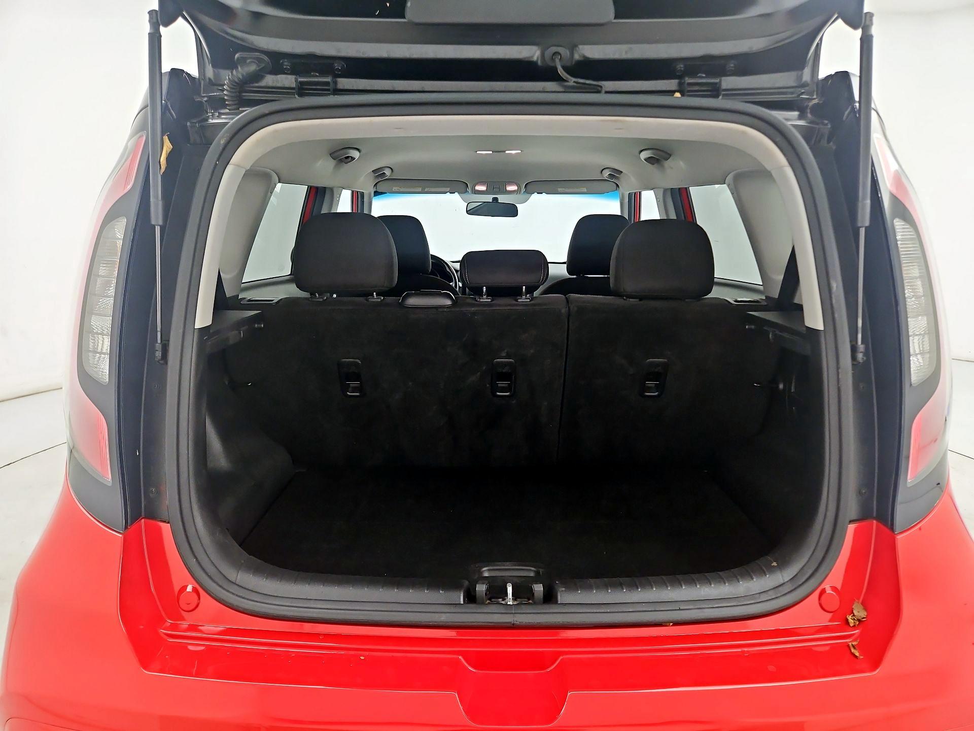 Thumbnail: 2018 Kia Soul - 20