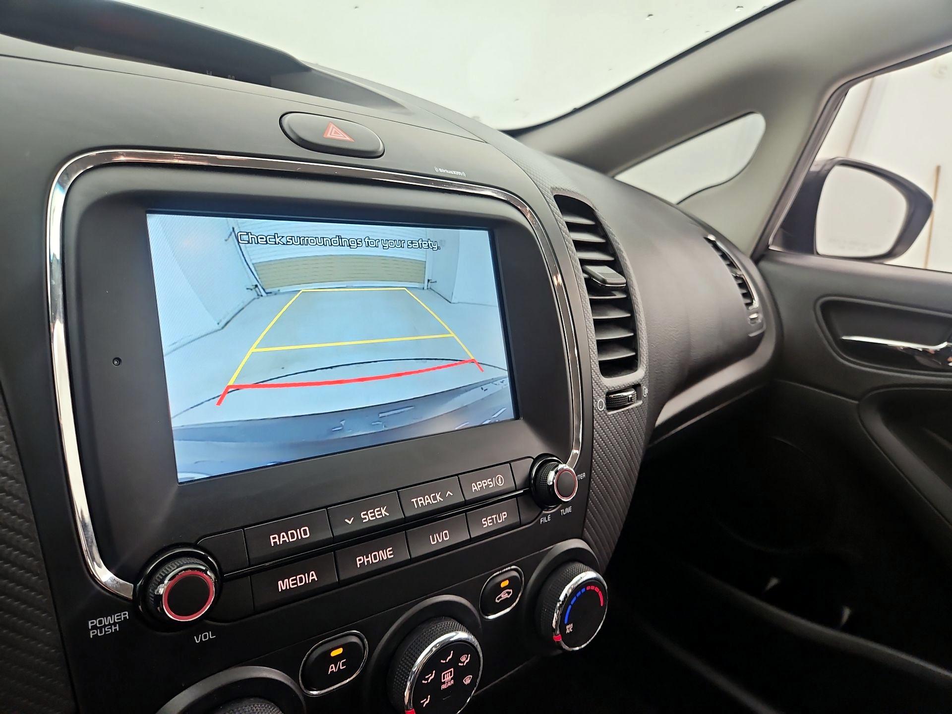 Thumbnail: 2017 Kia Forte - 14