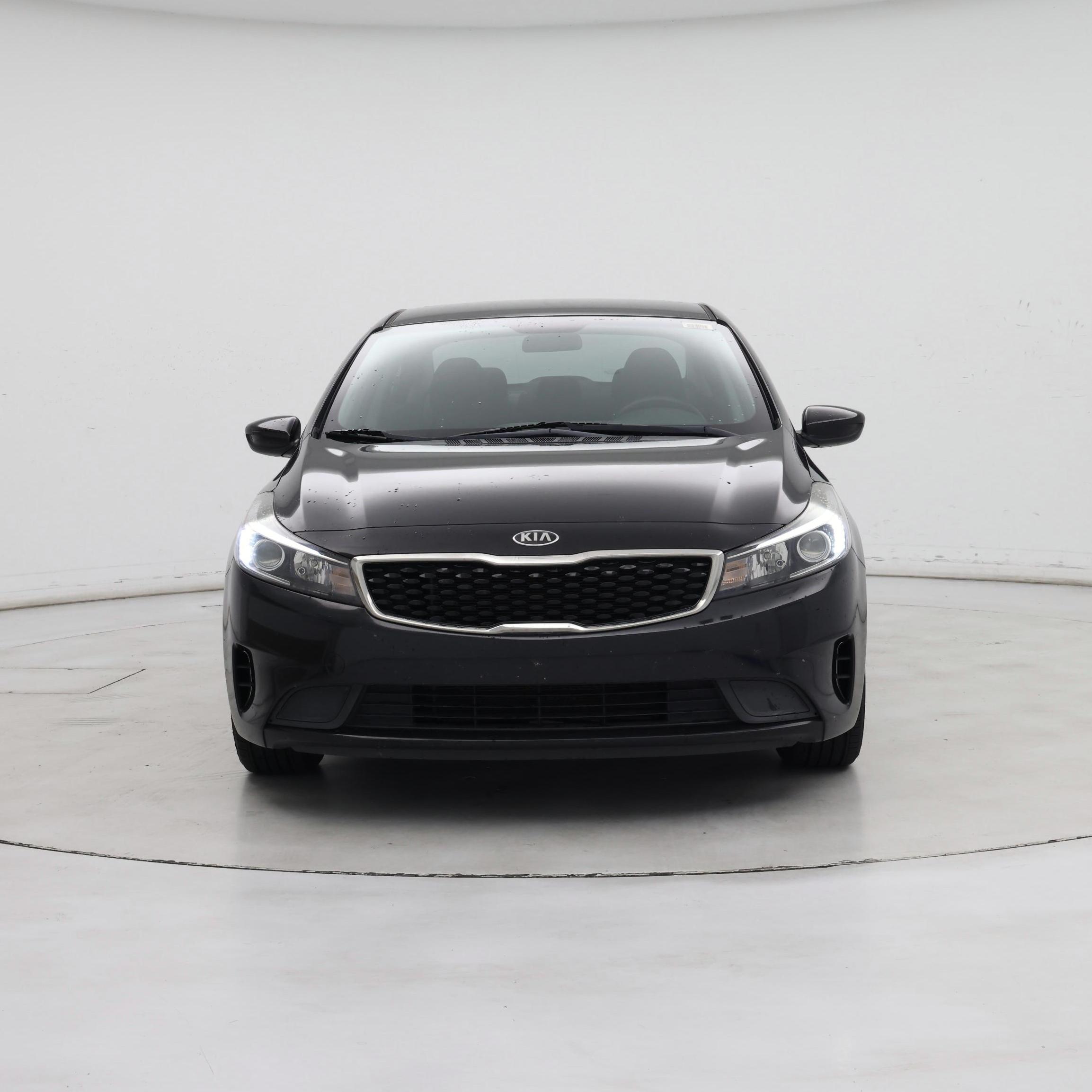 Thumbnail: 2017 Kia Forte - 5