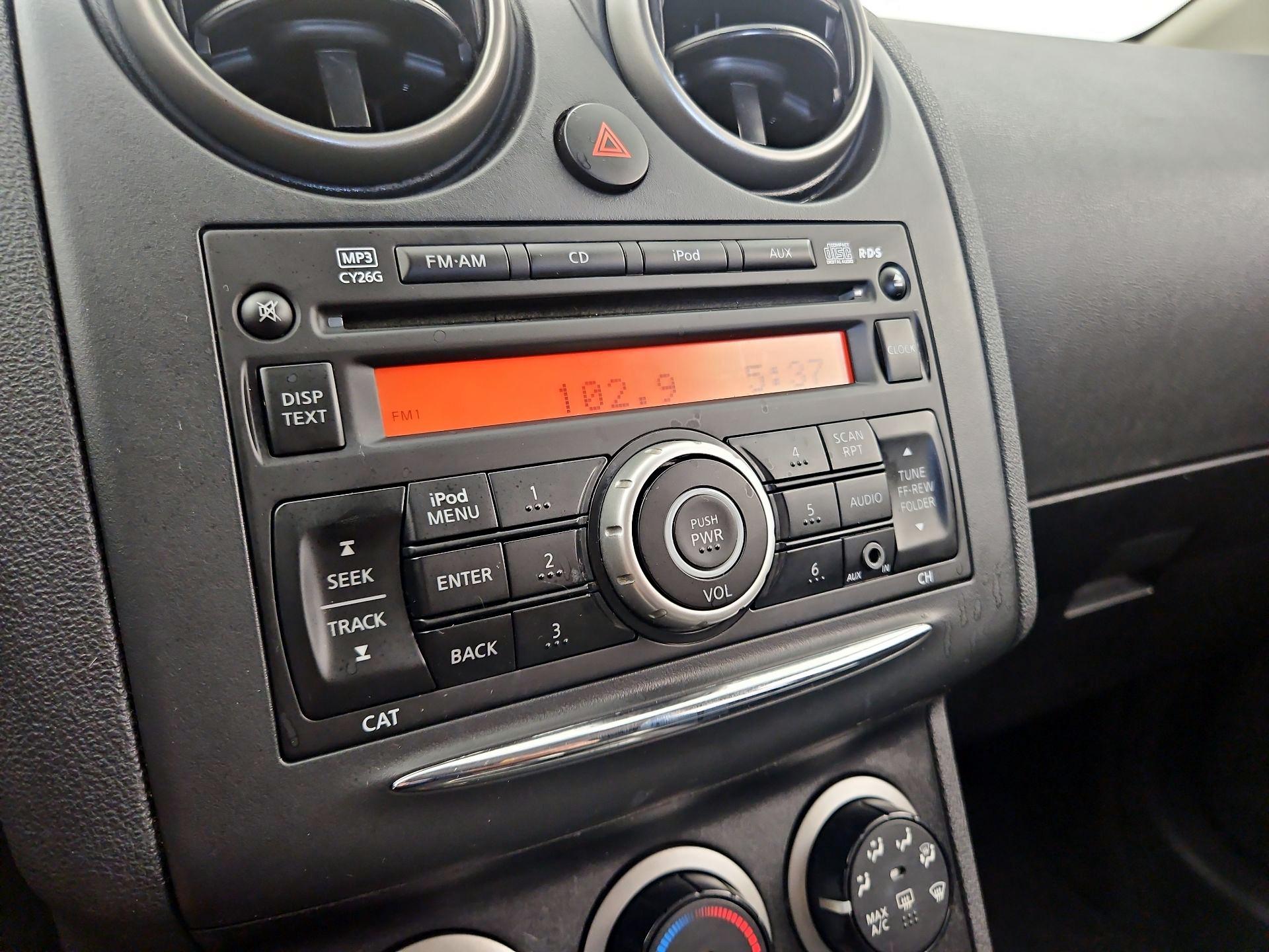 Thumbnail: 2014 Nissan Rogue - 14