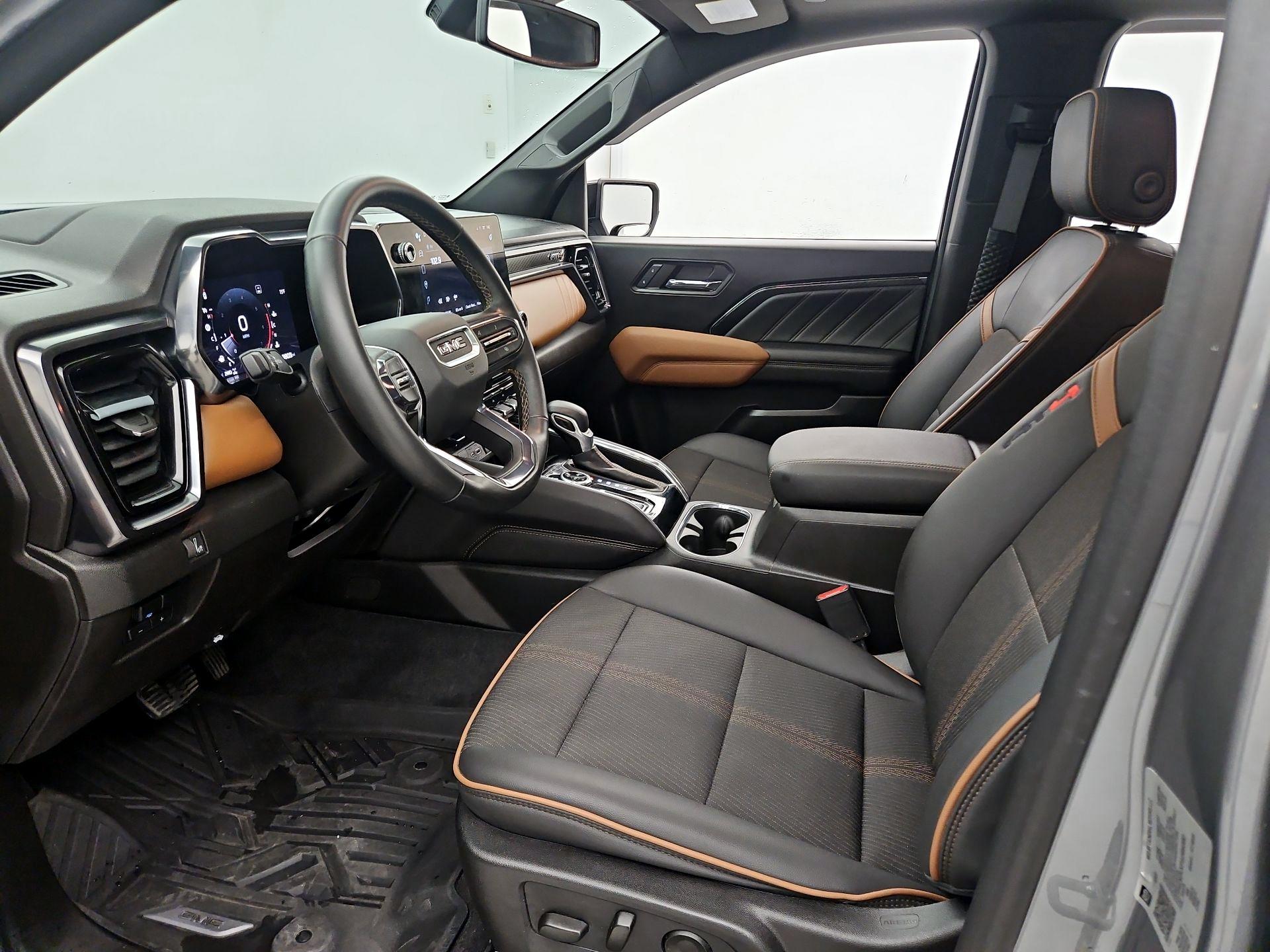 Thumbnail: 2023 GMC Canyon - 11