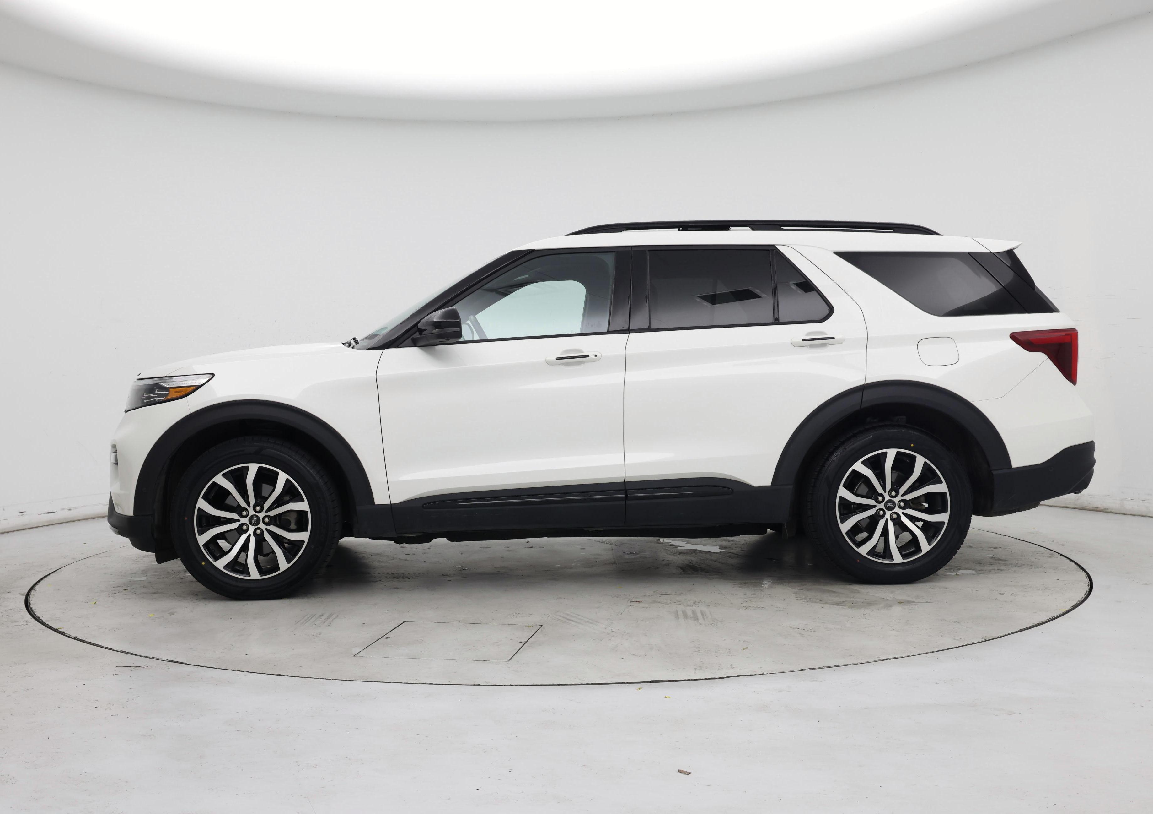 Thumbnail: 2020 Ford Explorer - 3