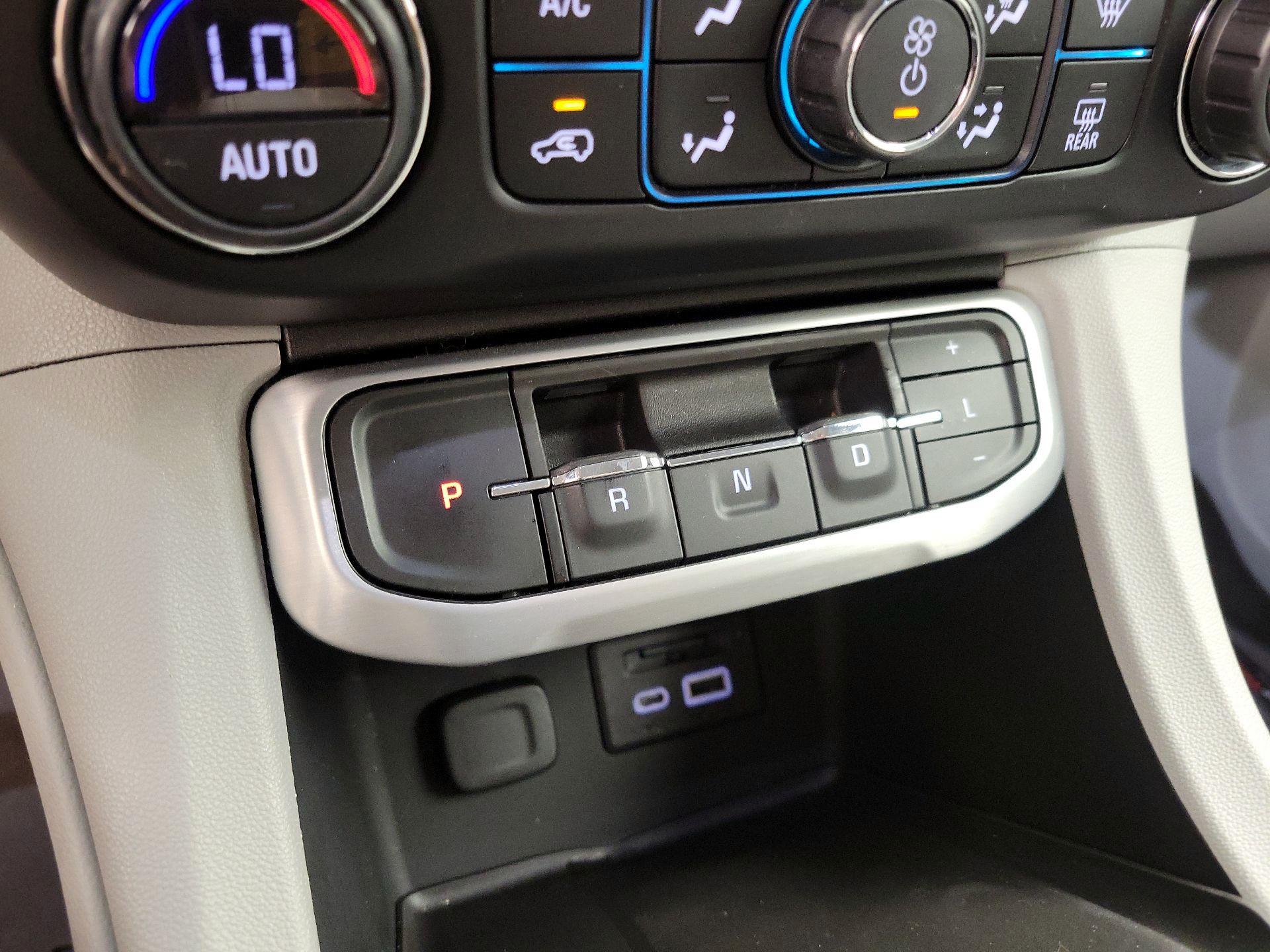 Thumbnail: 2021 GMC Acadia - 18