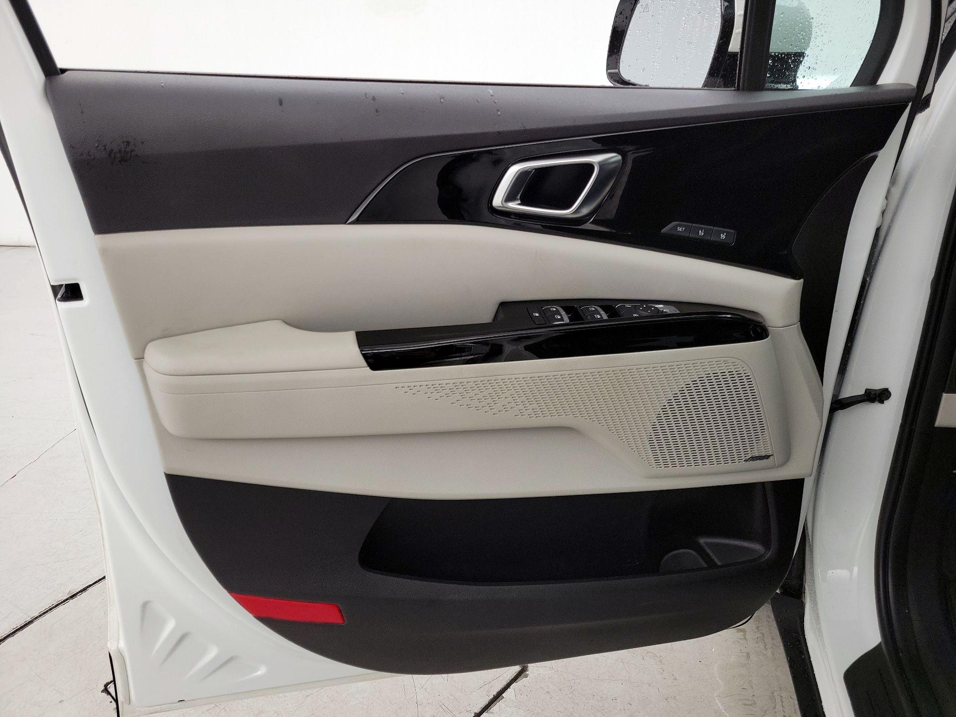 Thumbnail: 2024 Kia Carnival - 12
