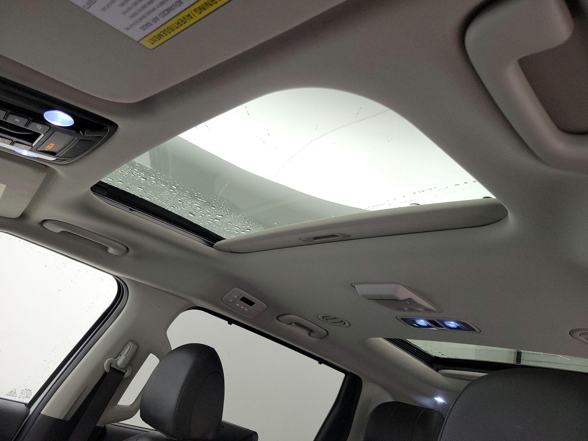 Thumbnail: 2024 Kia Carnival - 20