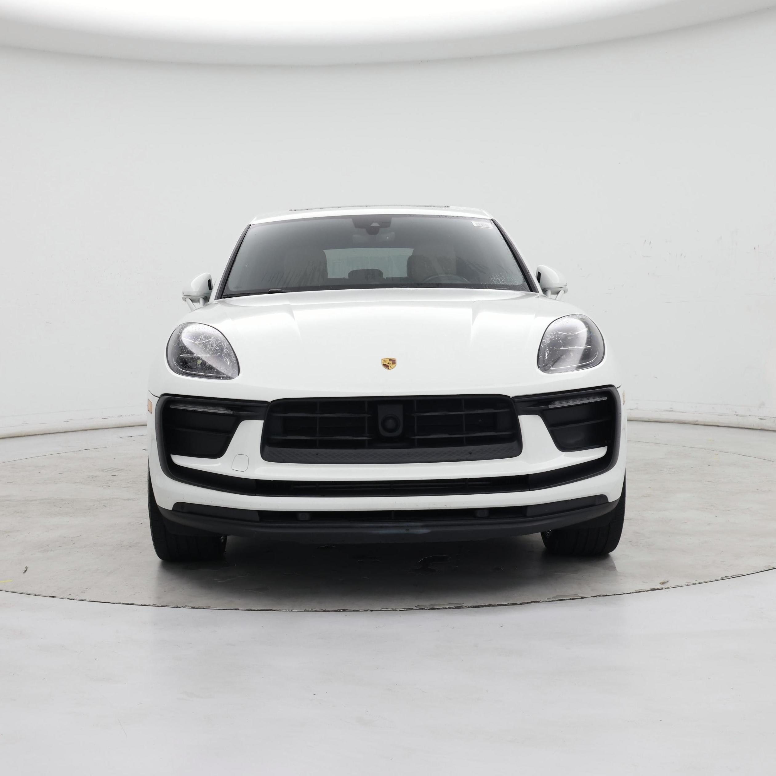 Thumbnail: 2023 Porsche Macan - 5