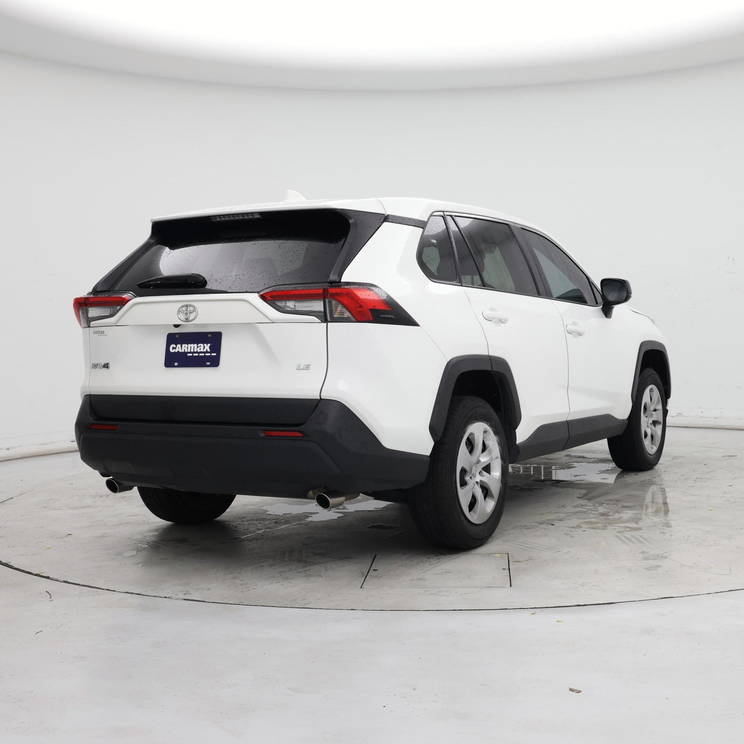 Thumbnail: 2024 Toyota RAV4 - 8