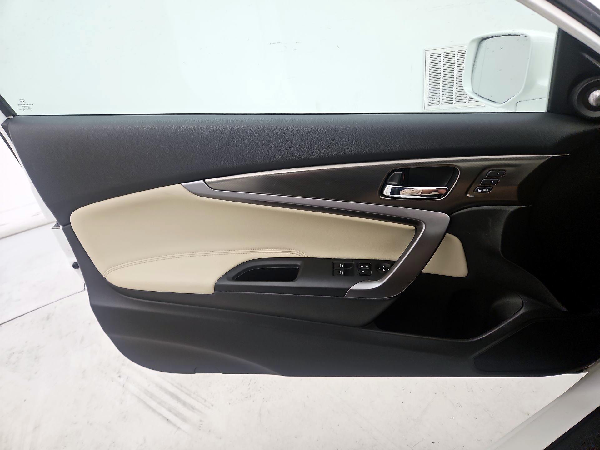 Thumbnail: 2016 Honda Accord - 12