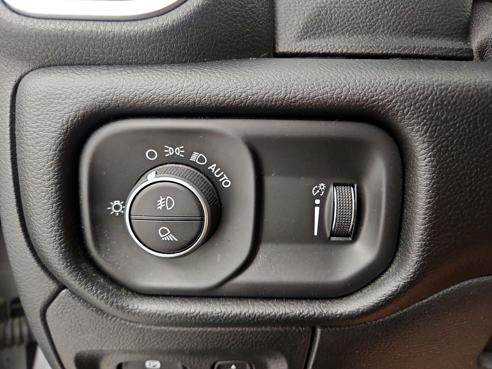 Thumbnail: 2020 RAM 1500 - 13