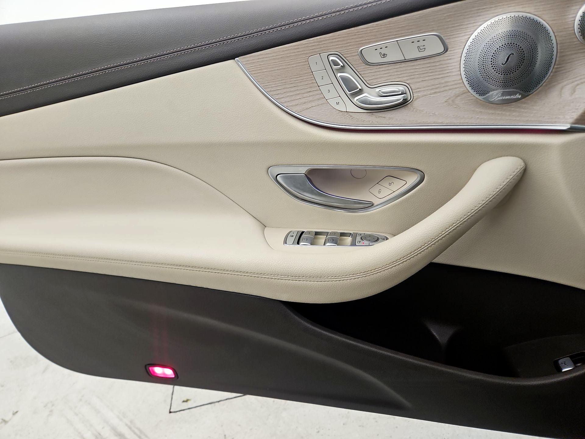 Thumbnail: 2018 Mercedes-Benz E-Class - 12